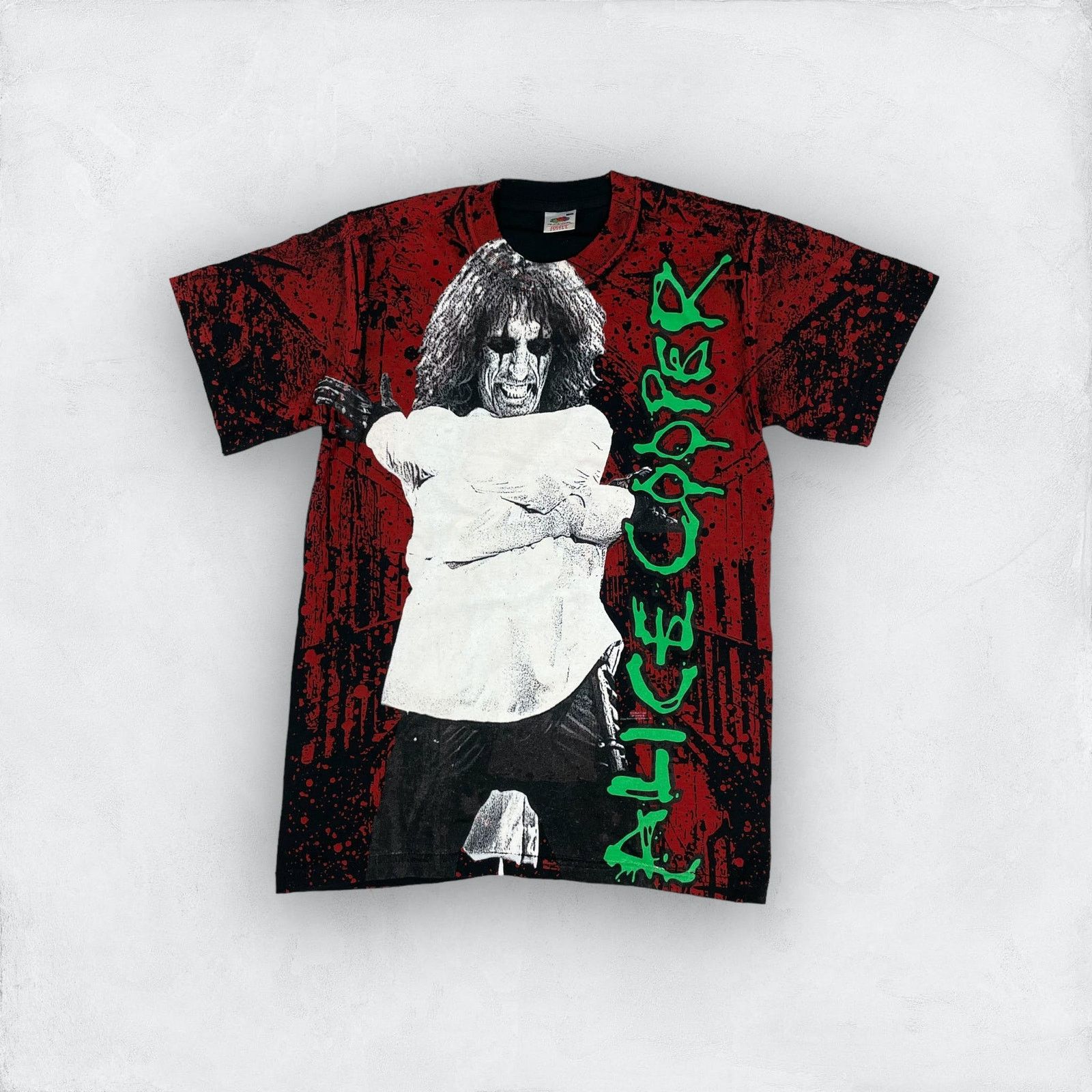 Band Tees × Fruit Of The Loom × Vintage Fruit Of Loom Men Red Cotton Alice Cooper Pullover T-Shirt S Size US S / EU 44-46 / 1 - 1 Thumbnail