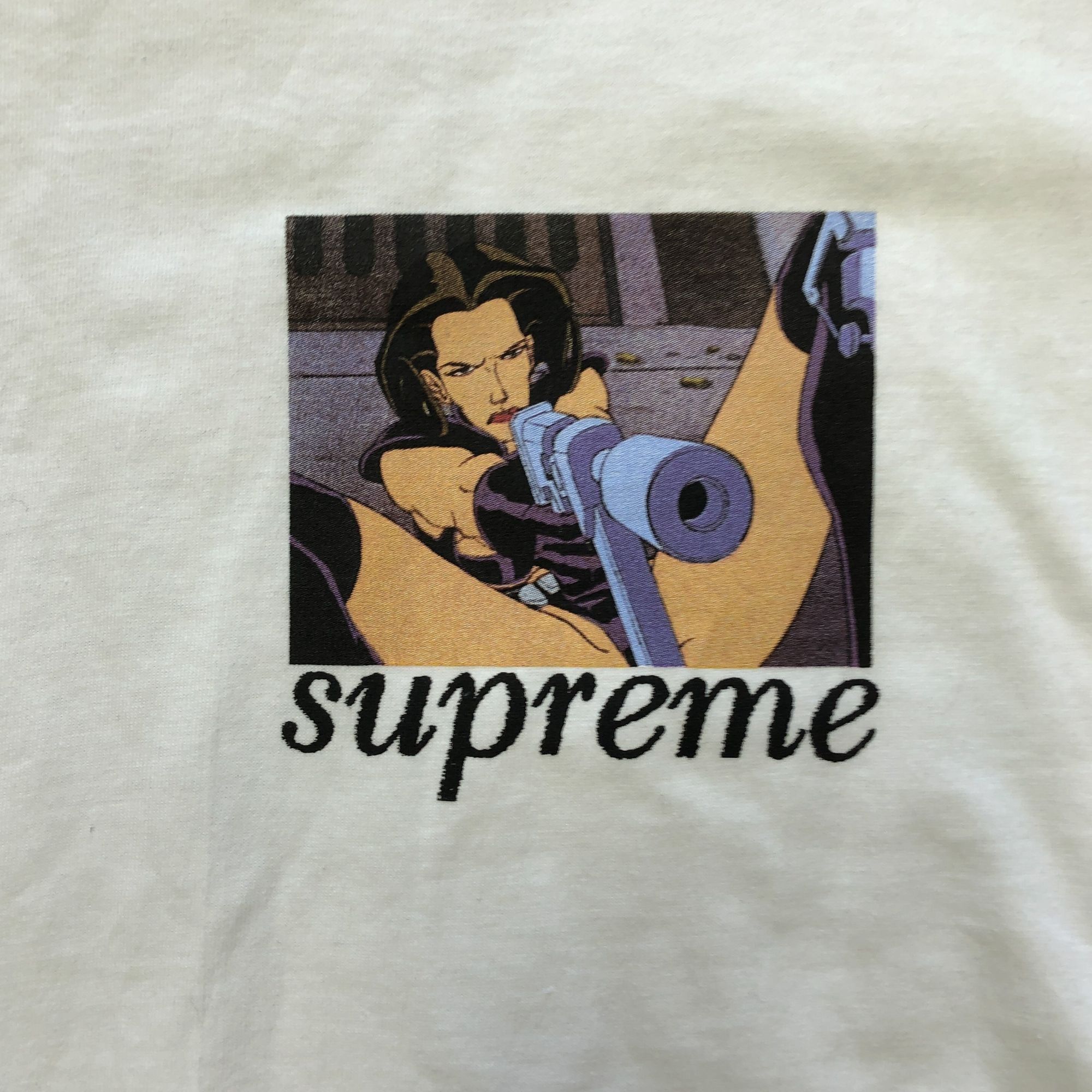 Supreme Brand New Supreme Aeon Flux Gun White T-Shirt - Size XL Size US XL / EU 56 / 4 - 2 Thumbnail
