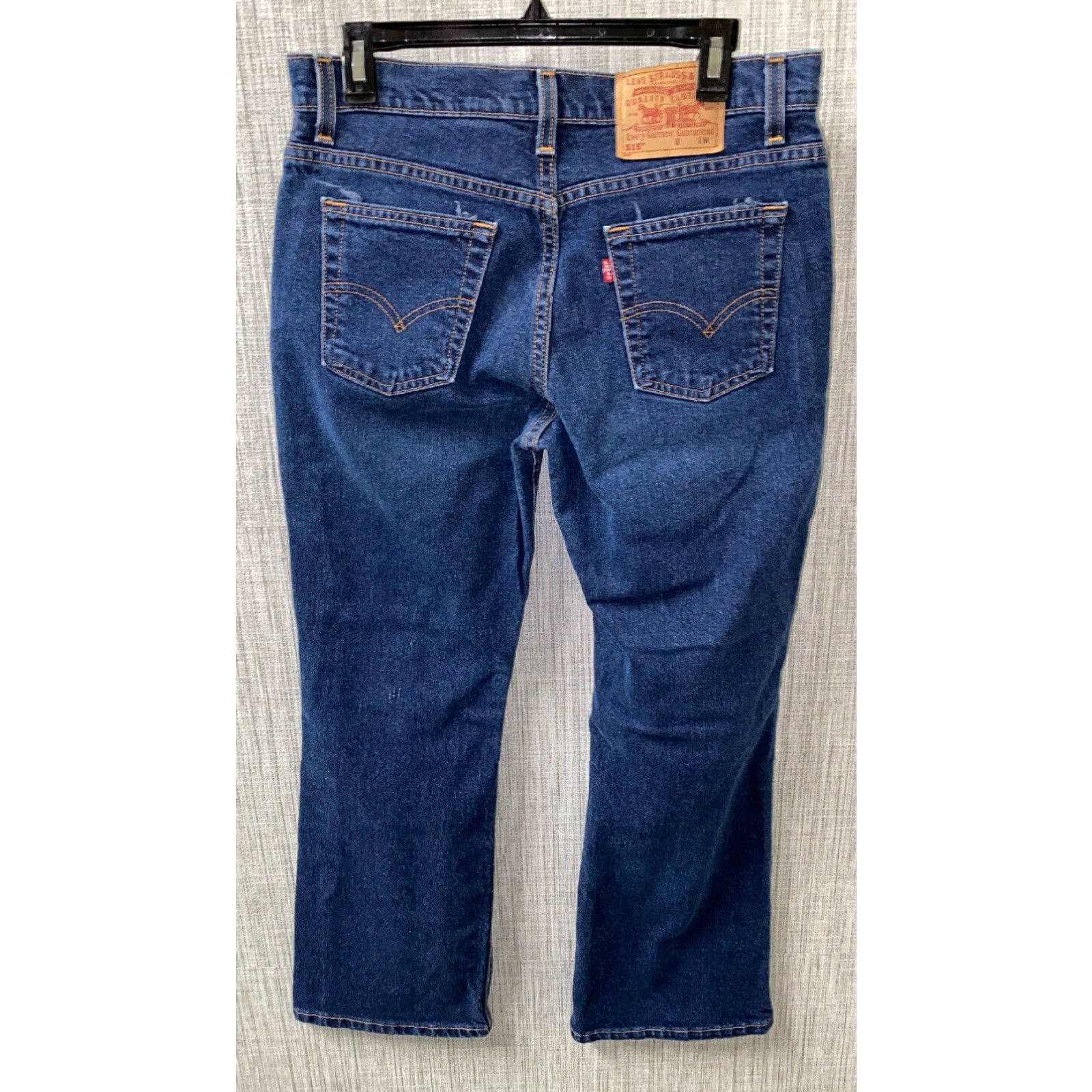 Denime VINTAGE Levi’s 515 Jeans Womens Bootcut Denim 12M Petite USA Made Blue 28in Inseam Level Mid Rise Button Closure Size 34" / US 12 / IT 48 - 6 Thumbnail