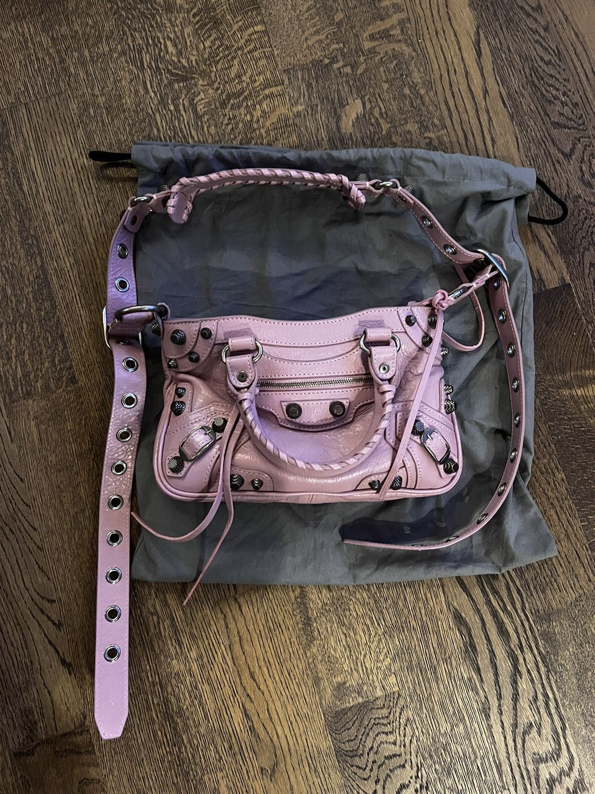 [BALENCIAGA] Le Cagole ミディアム ベルトバッグ ☆送料込☆ Women's Le Cagole | Balenciaga US