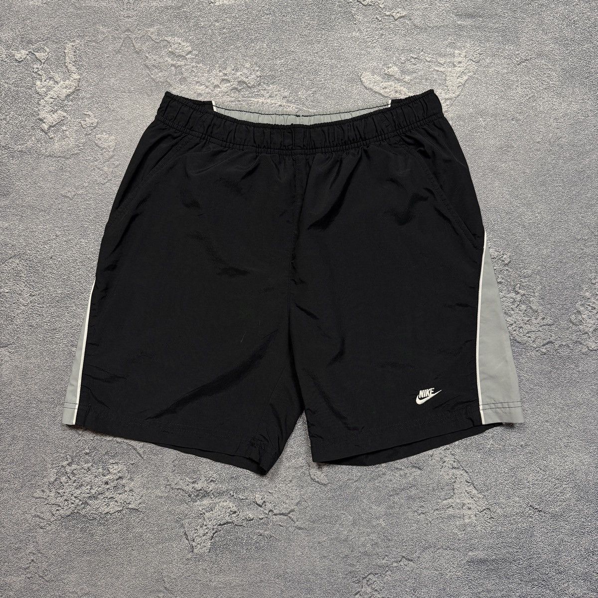 Nike × Vintage Nike Vintage Shorts Swoosh Logo Drill Size US 30 / EU 46 - 2 Thumbnail