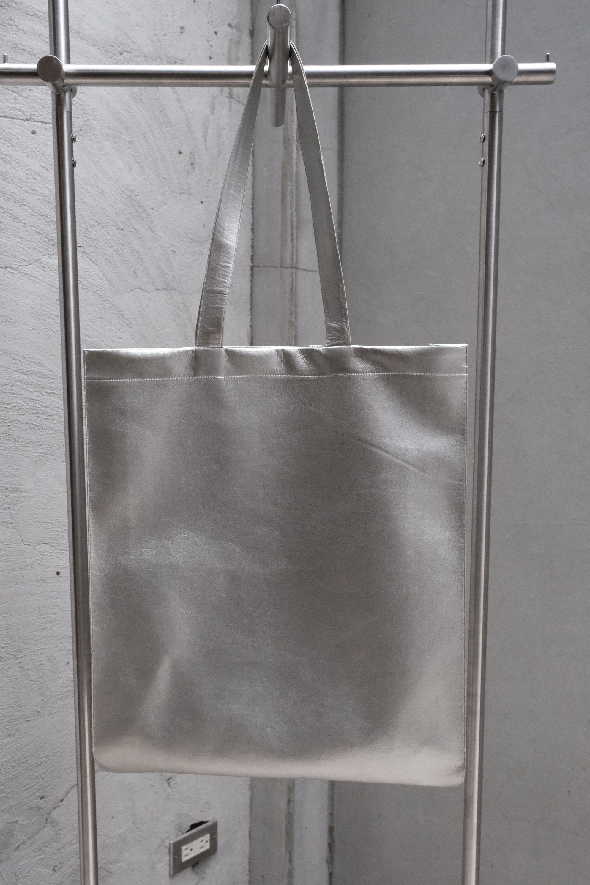 Stein SSStein Silver Oversize Tote Bag Size ONE SIZE - 5 Thumbnail