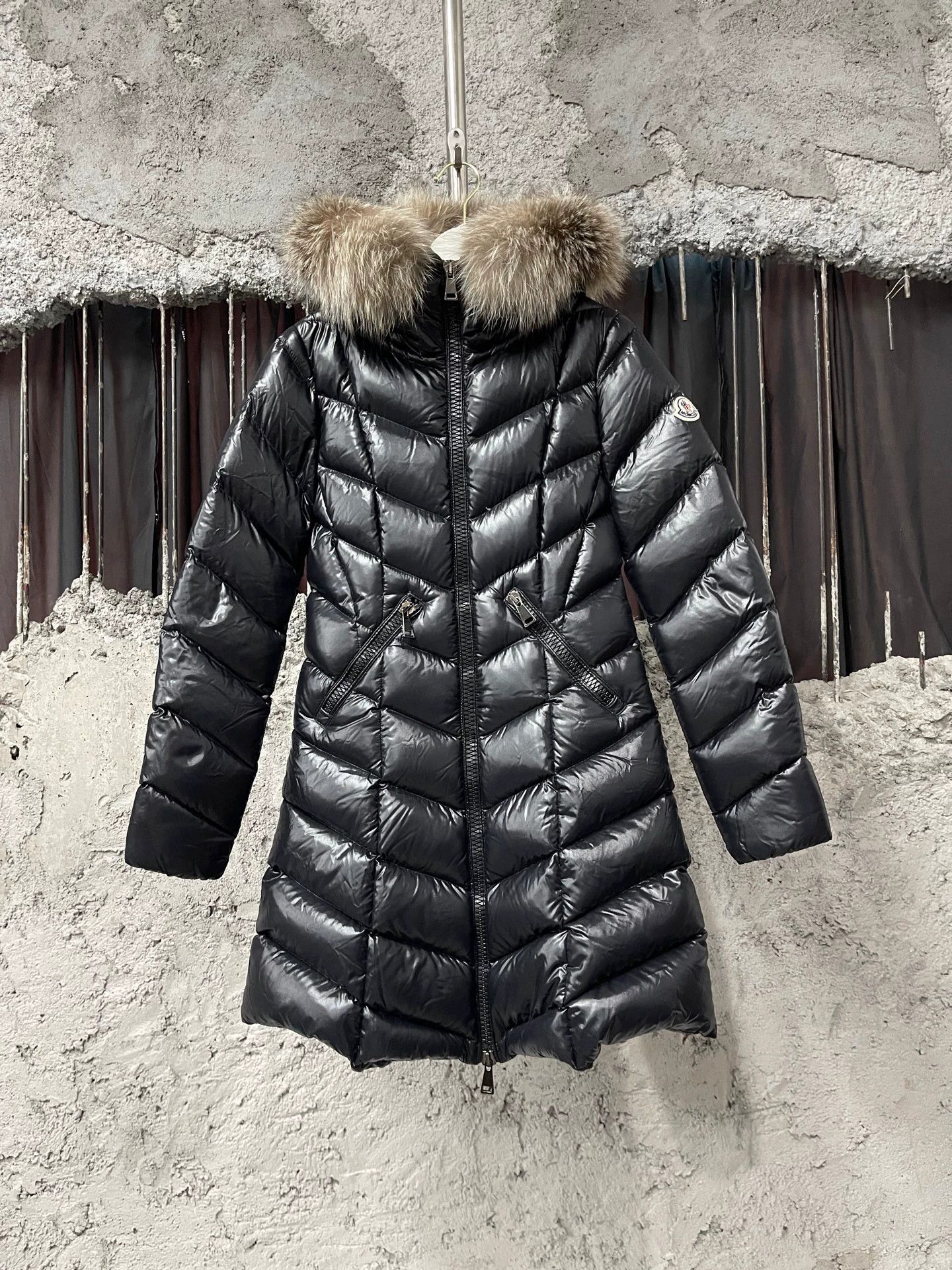 Moncler Moncler long down coat women's 0 Size XS / US 0-2 / IT 36-38 - 1 Thumbnail