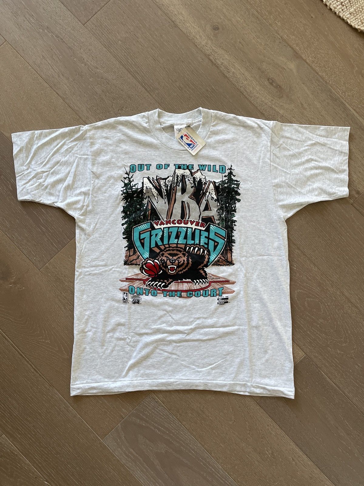 NBA Vintage NWT Vancouver Grizzlies NBA Basketball Shirt Size US XL / EU 56 / 4 - 1 Thumbnail