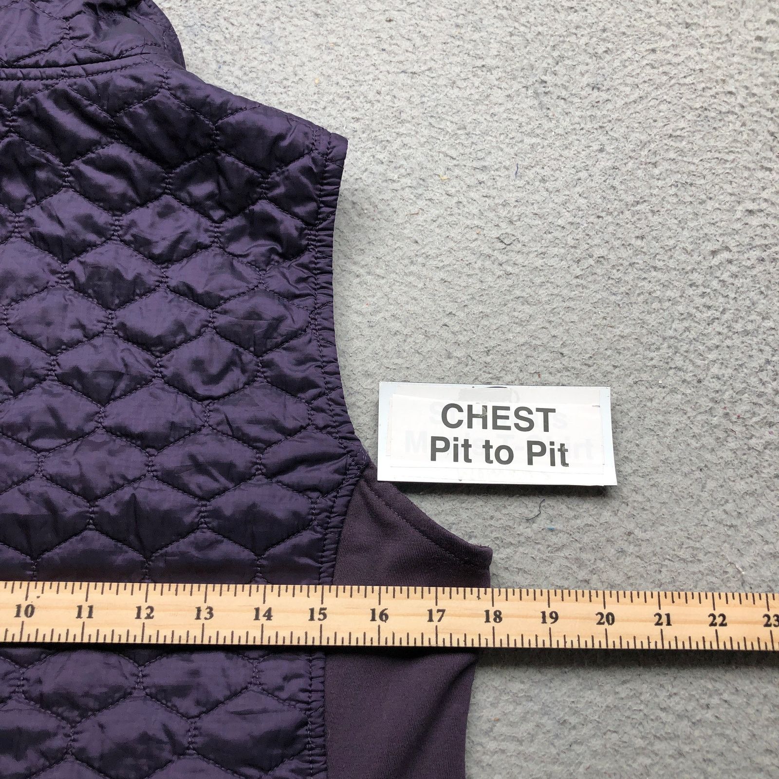 L.L. Bean LL Bean Thinsulate Insulation Quilted Vest Jacket Womens Size S / US 4 / IT 40 - 9 Thumbnail