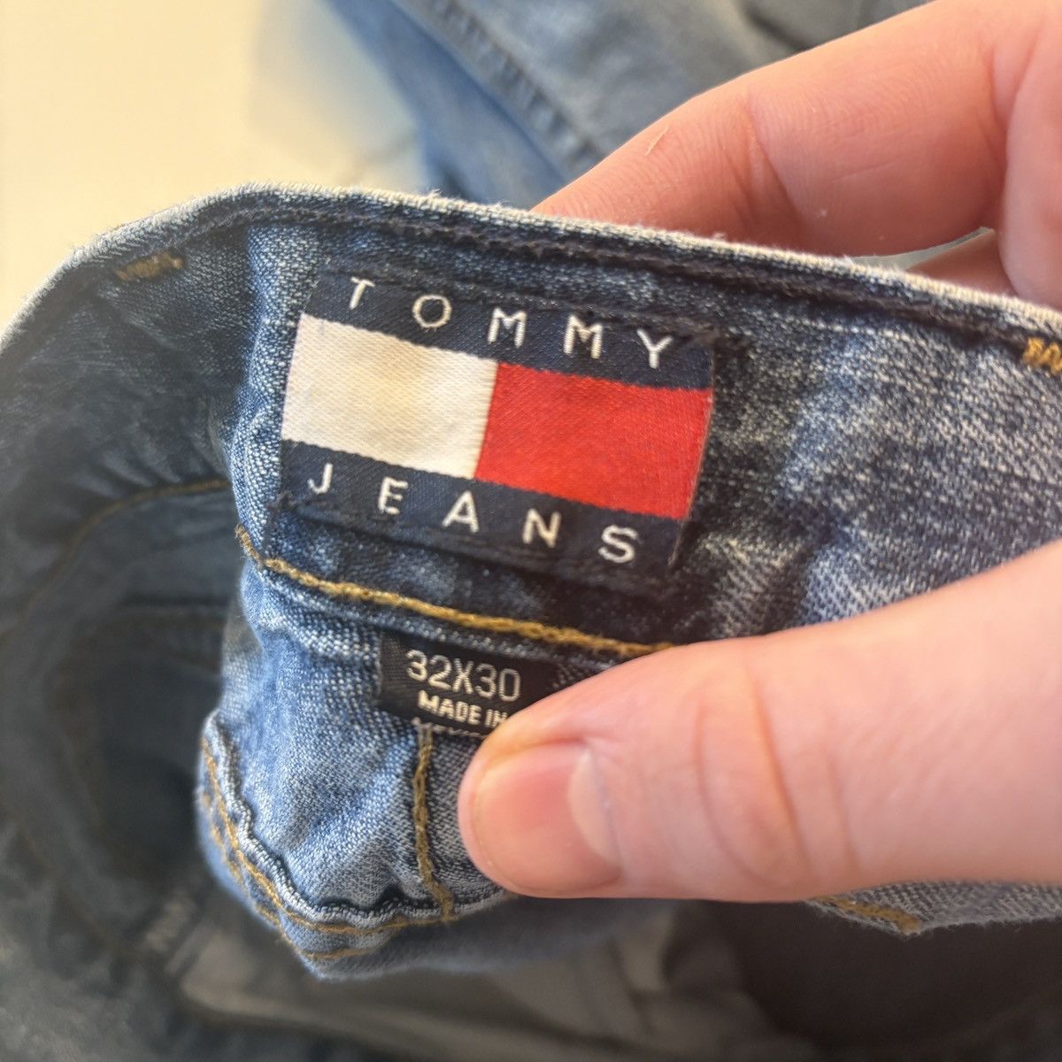 Tommy Hilfiger × Tommy Jeans × Vintage Vintage Tommy Hilfiger Jeans Straight Fit Size US 32 / EU 48 - 6 Thumbnail