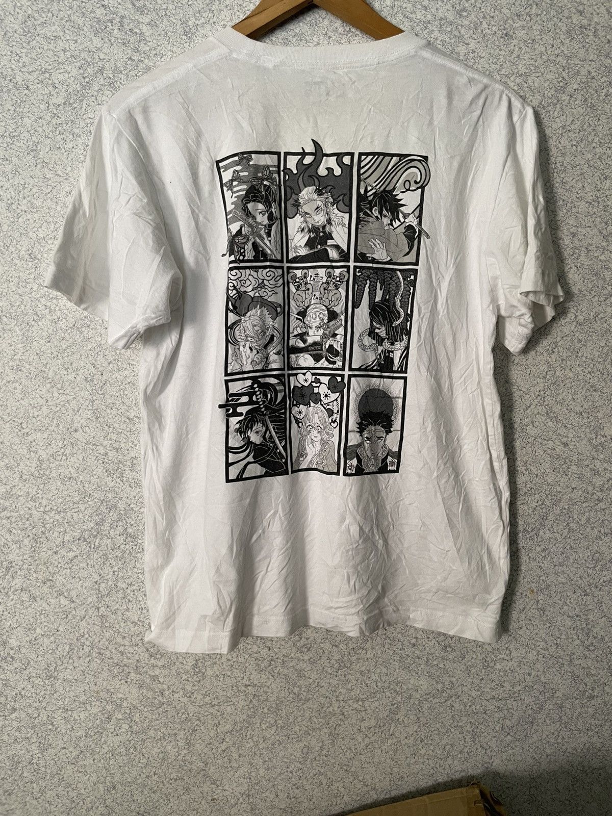 Anime Uniqlo x Kimetsu no Yaiba aka Demon Slayer Anime shirt Size US M / EU 48-50 / 2 - 2 Thumbnail