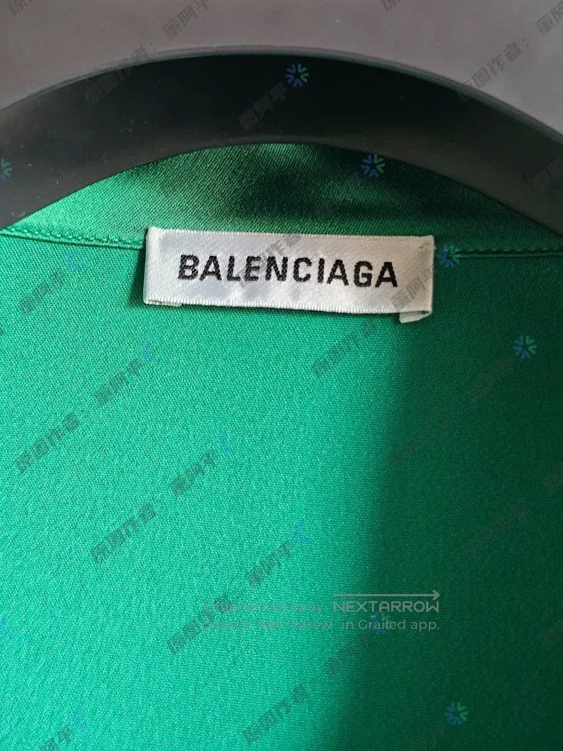 Balenciaga Balenciaga Green Long Sleeve Sleep Shirt Size XS / US 0-2 / IT 36-38 - 3 Thumbnail