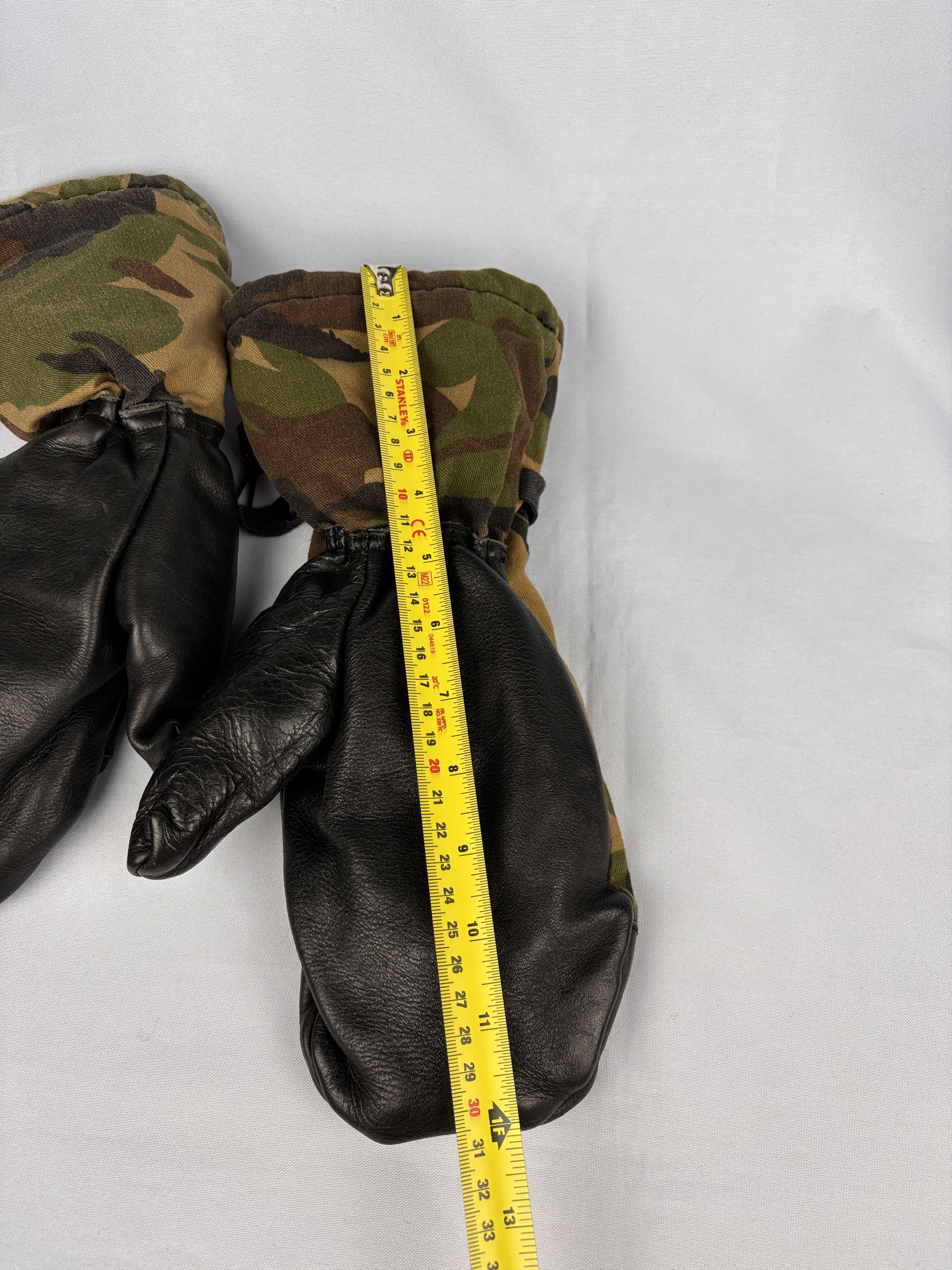 Vintage Mittens Gloves Extreme Cold Weather Dutch Army Leather Palms Size ONE SIZE - 9 Thumbnail