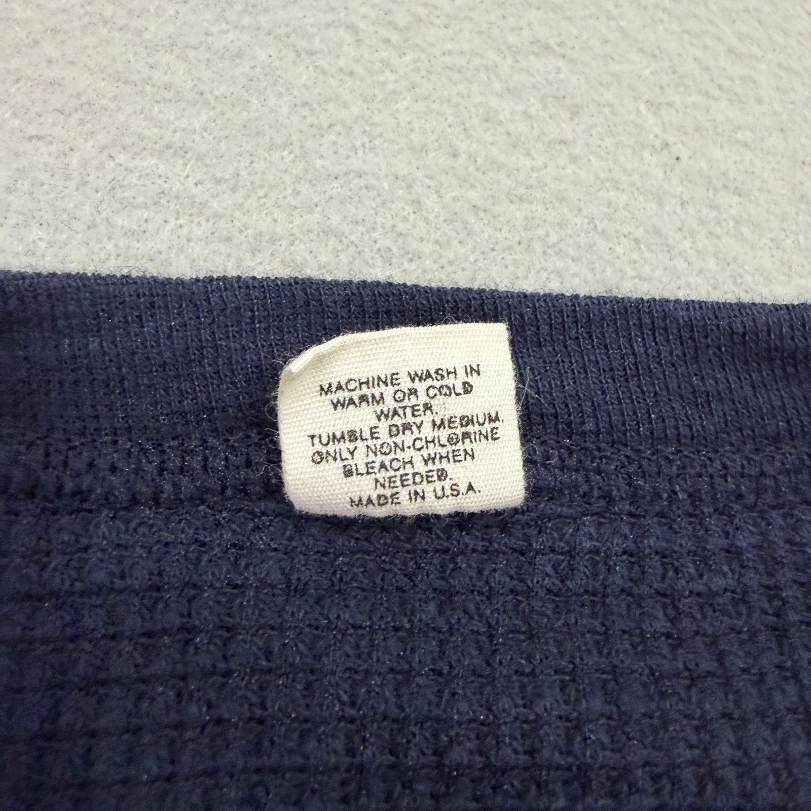 Vintage Vintage 70s Hanes Henley Thermal Shirt XL Blue 70s Waffle Size US XL / EU 56 / 4 - 5 Thumbnail
