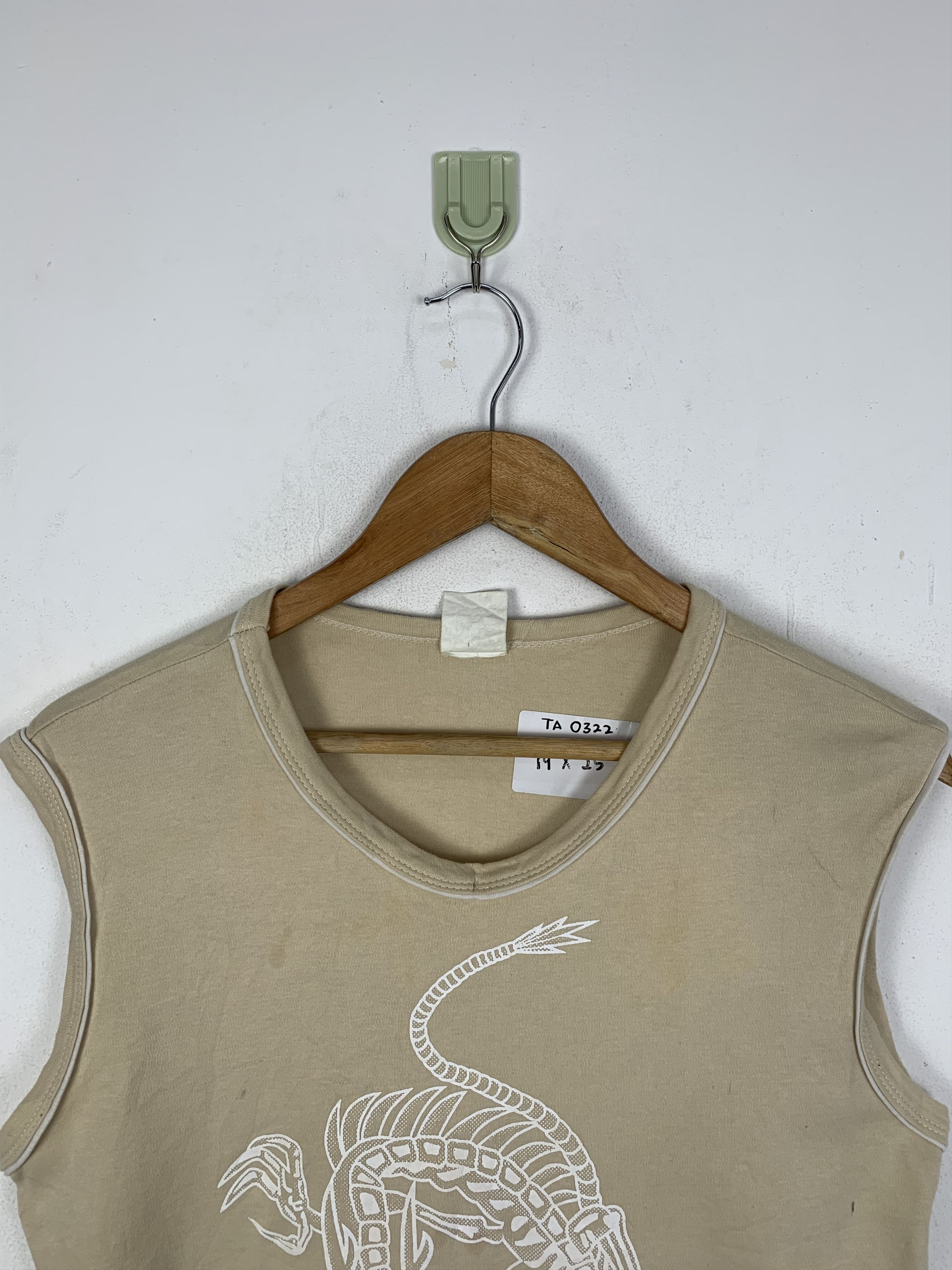 Vintage Vintage 90s Monster Snake Sleeveless Tee TA0322 Size US L / EU 52-54 / 3 - 2 Thumbnail