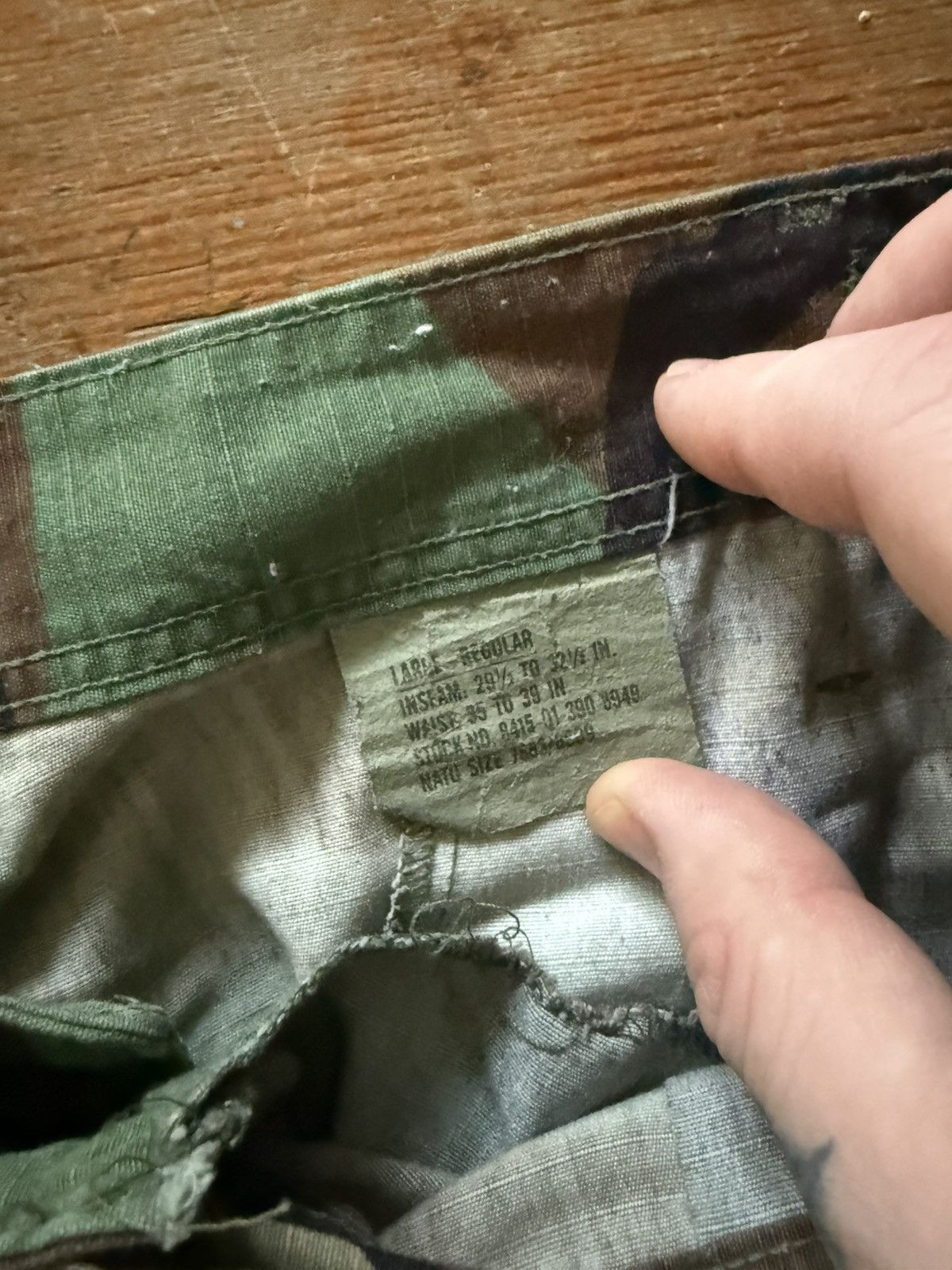 Vintage VINTAGE CAMOUFLAGE MILITARY ARMY PANTS Size US 36 / EU 52 - 2 Thumbnail