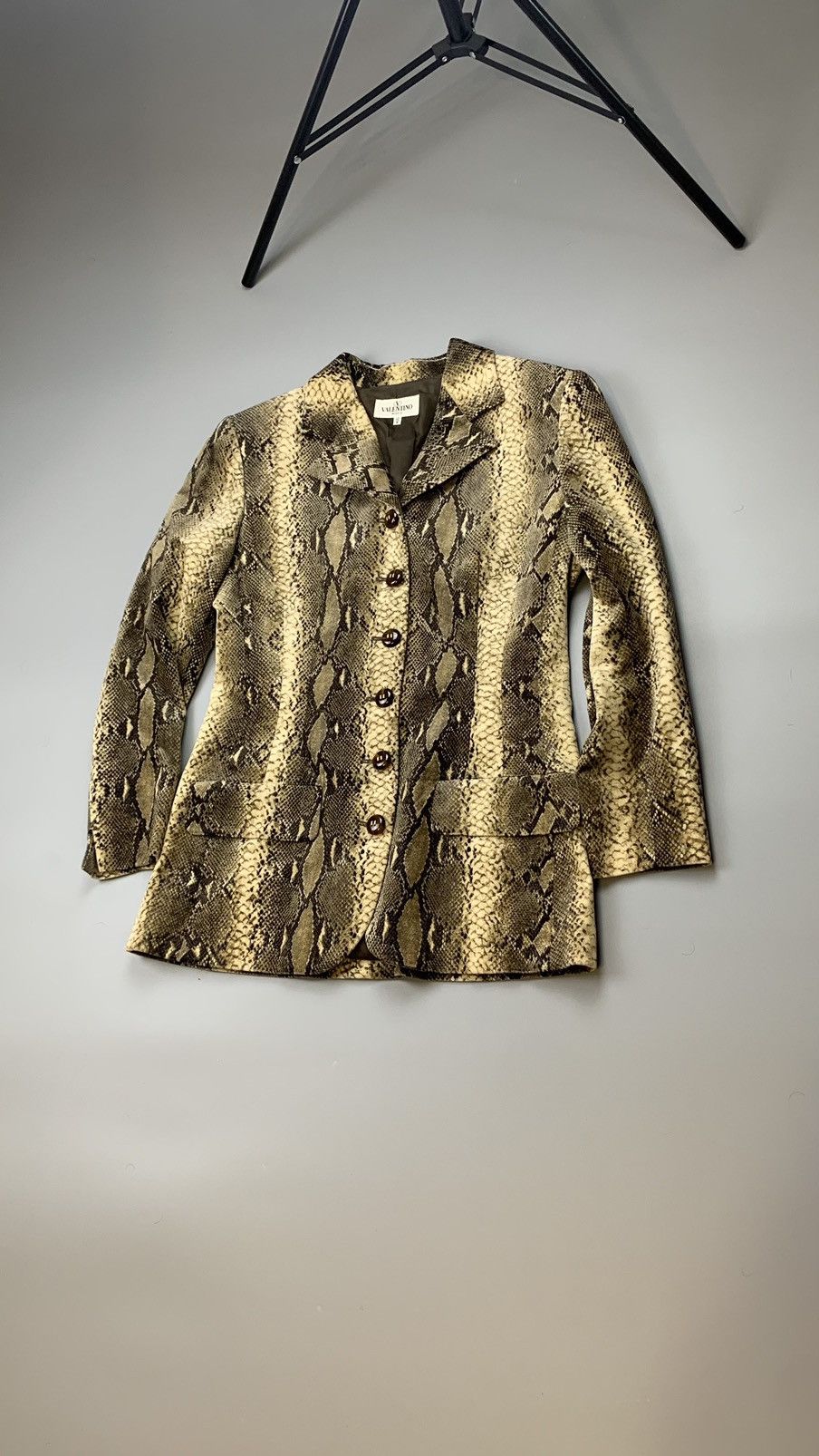 Valentino × Vintage Vintage Valentino miss v blazer Size M / US 6-8 / IT 42-44 - 2 Thumbnail