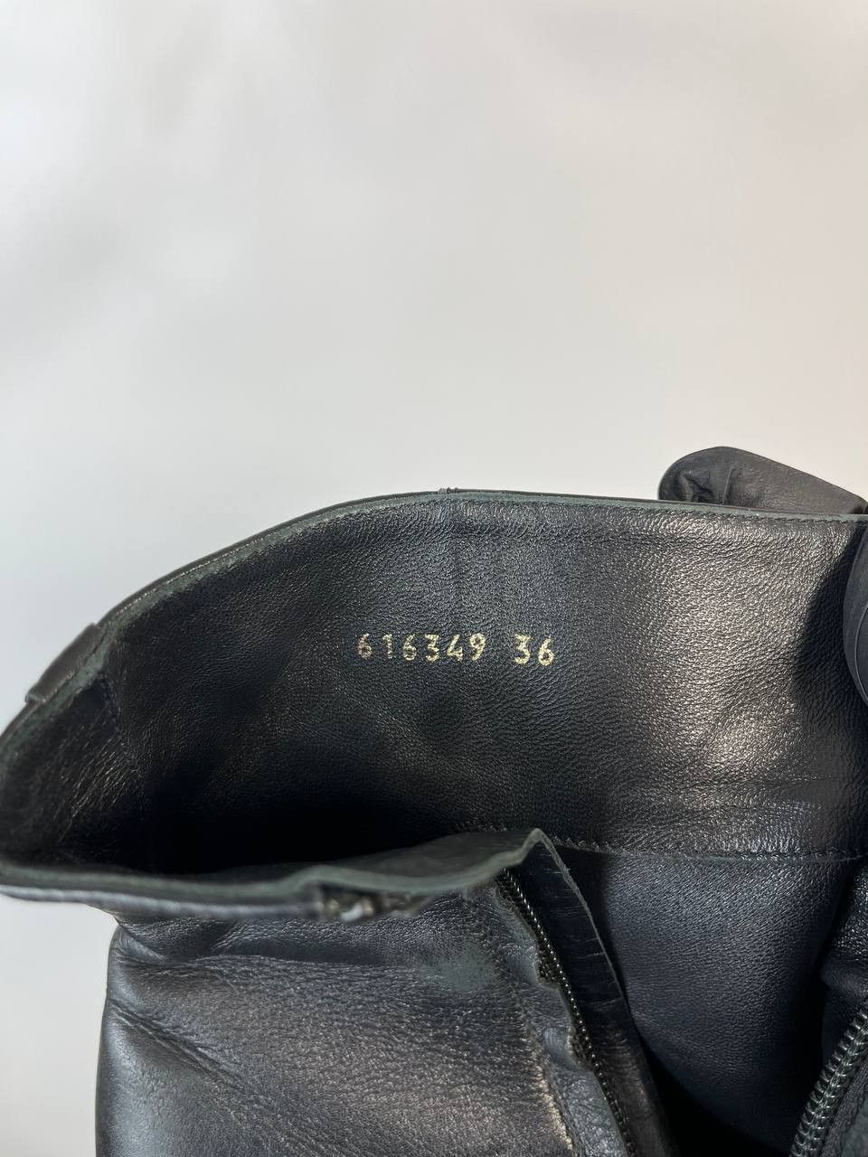 Balenciaga BALENCIAGA Chelsea ZIP-UP LEATHER BOOTS. SIZE 36 Size US 6 / IT 36 - 7 Thumbnail