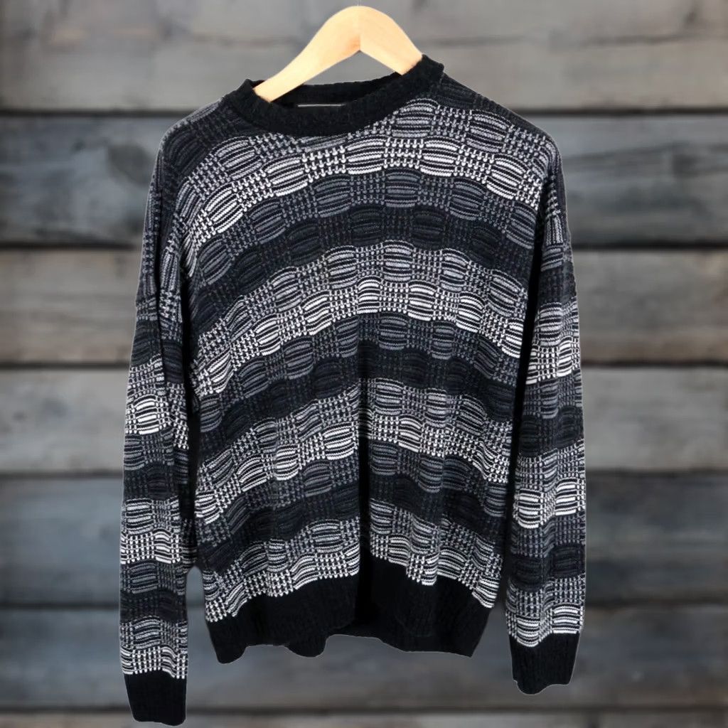 Vintage VINTAGE David Taylor Sweater Mens XL Gray Black Textured Stripe Knit USA Made VTG Size US XL / EU 56 / 4 - 1 Thumbnail