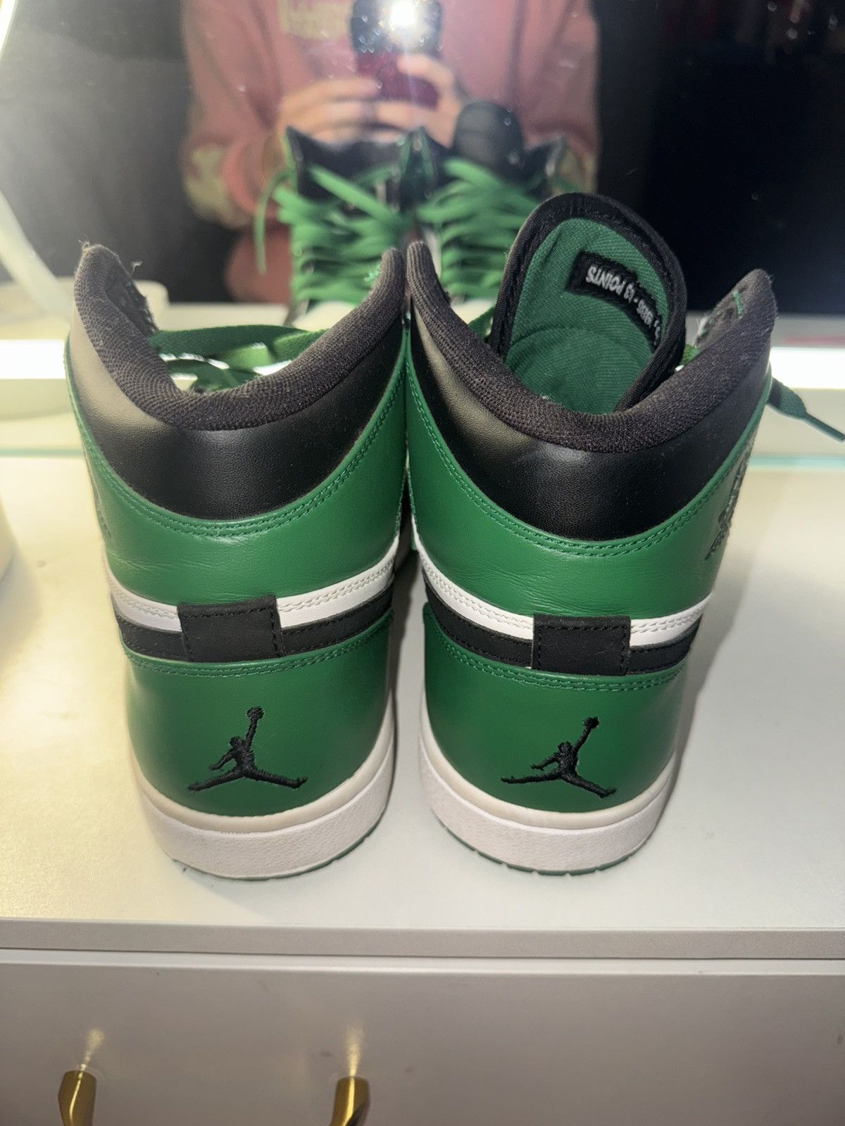 Jordan Brand Jordan 1 high defining moments celtics Size US 10.5 / EU 43-44 - 4 Thumbnail