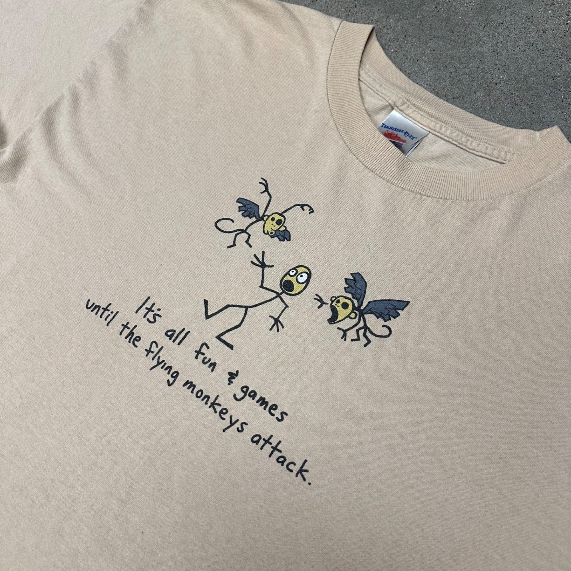 Vintage Vintage Y2K Monkeys Attack Fun & Games Shirt Size US L / EU 52-54 / 3 - 3 Thumbnail