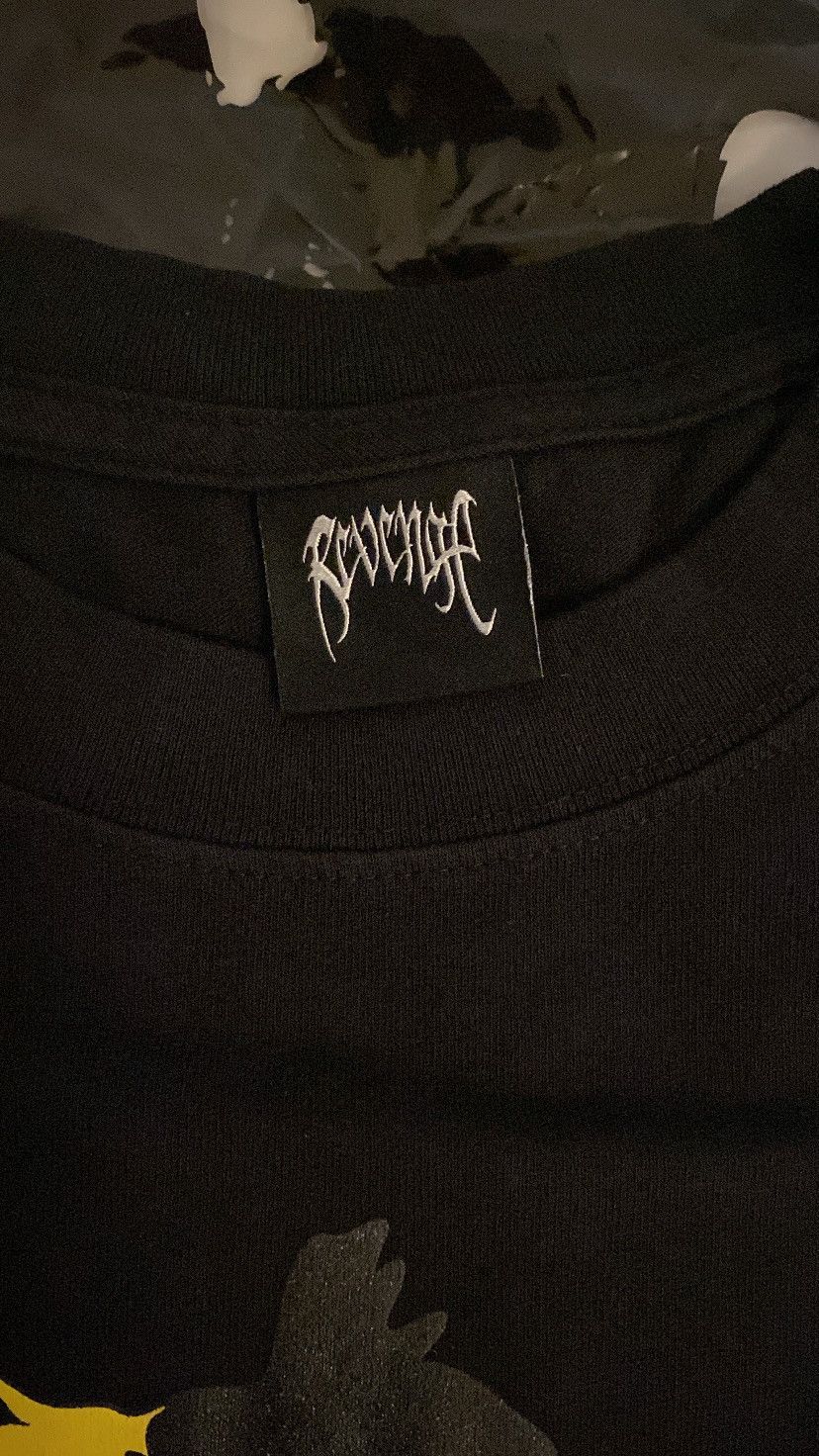 Revenge Don’t Kill Your Friends Kids tee in black XXL cropped fit Size US XXL / EU 58 / 5 - 5 Thumbnail