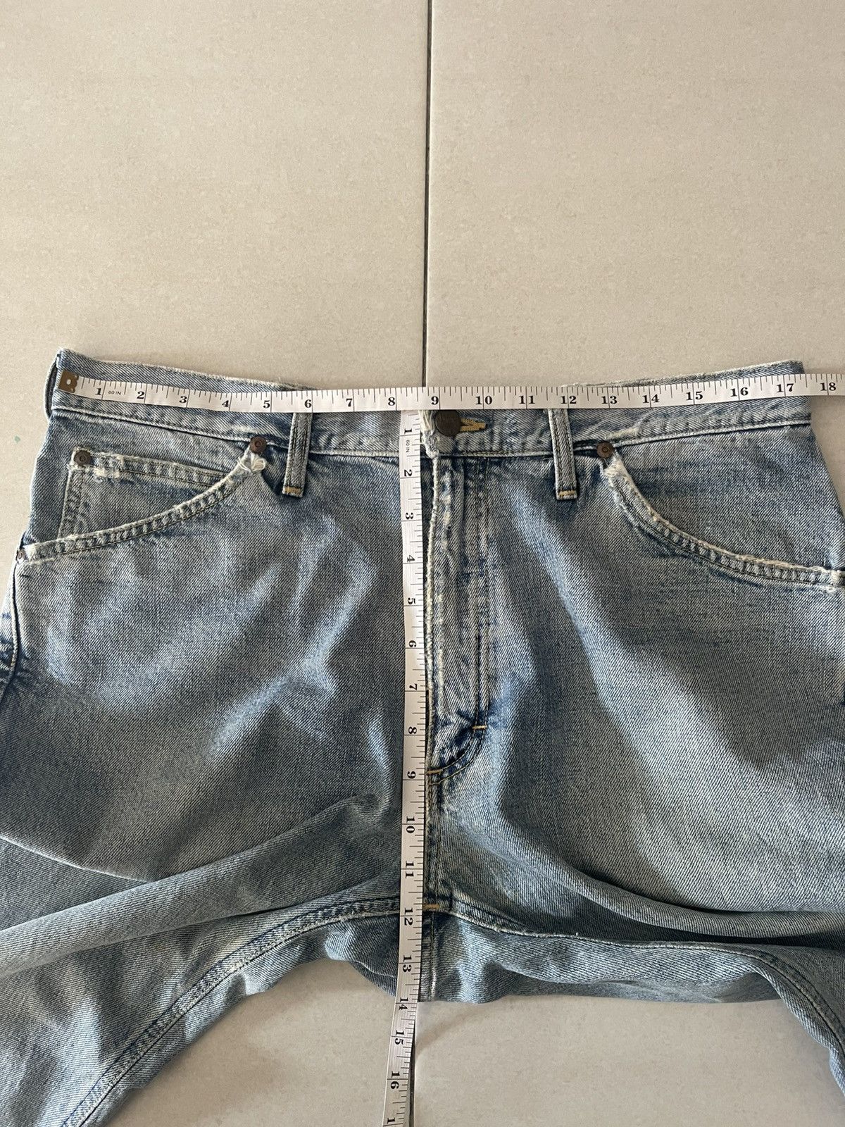 Lee Vintage Lee Riders 8991 Jeans - Made in Japan - Size 35 Size US 35 - 14 Thumbnail