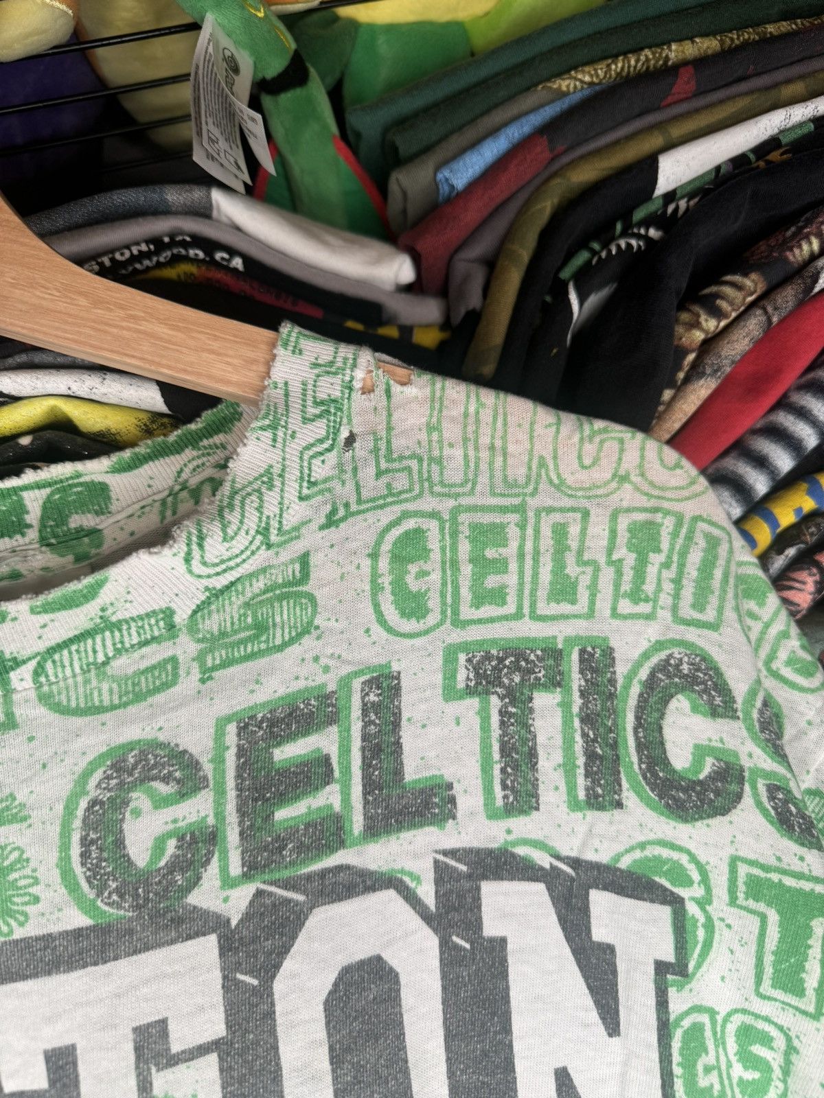 NBA × Vintage Vintage 1992 Boston Celtics Official Fan AOP XL Graphic Tee Size US XL / EU 56 / 4 - 6 Thumbnail