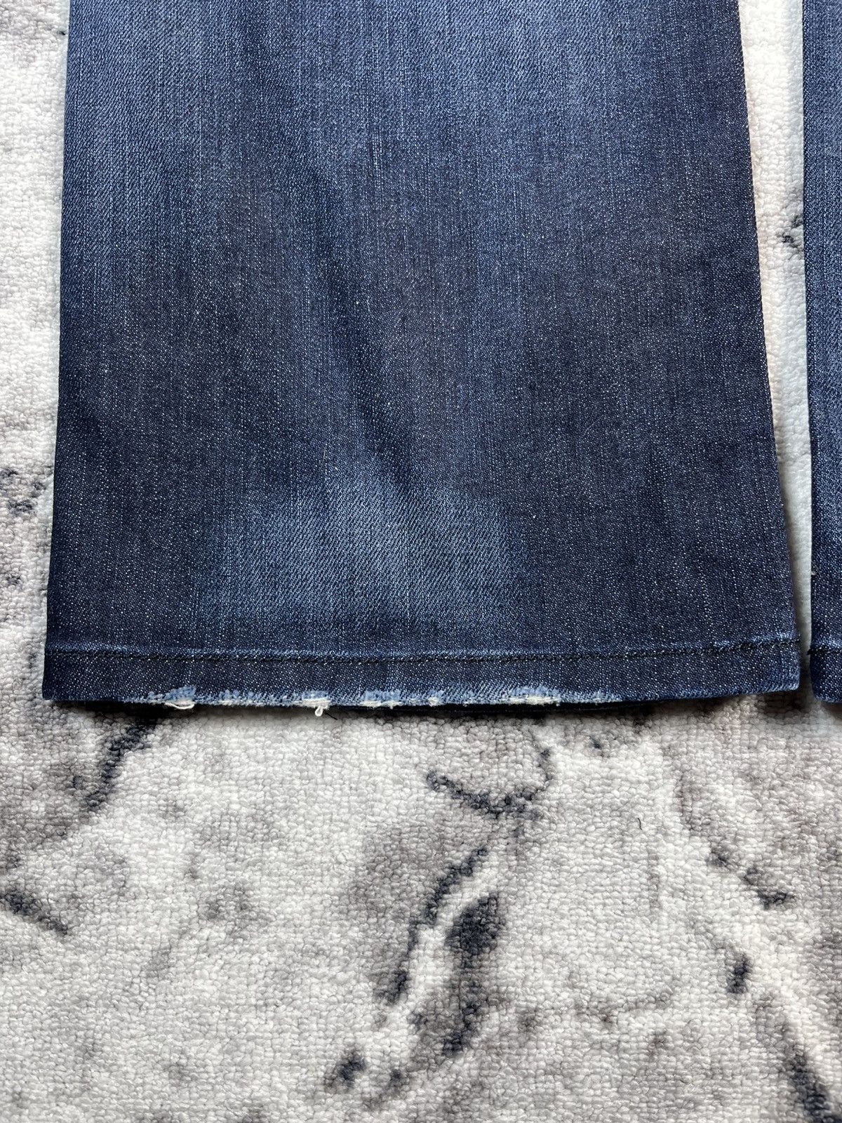 Diesel Diesel Viker Jeans Dark Wash Straight Stretch W33 Size US 33 - 10 Thumbnail