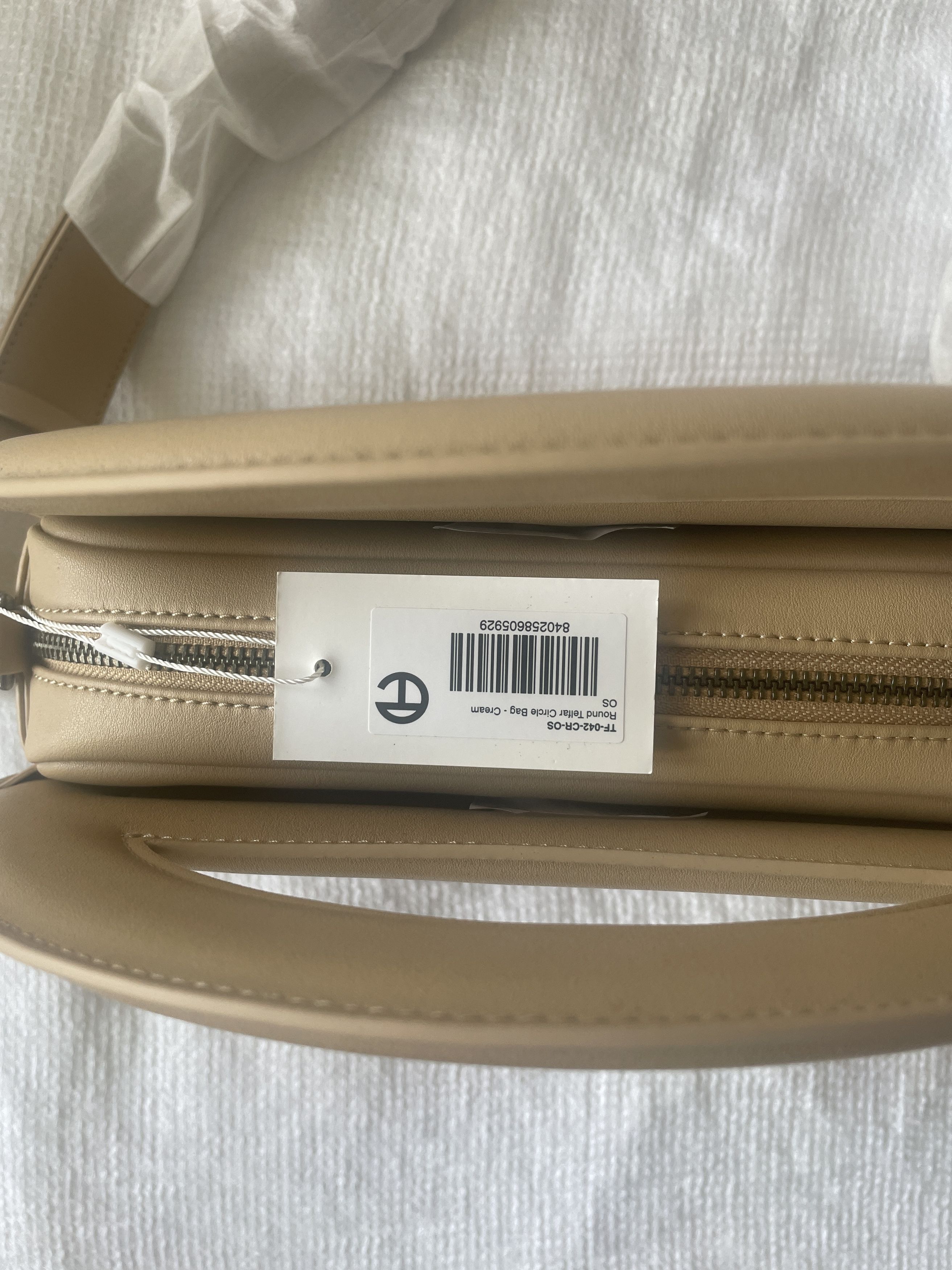 Telfar RARE Round Telfar Circle Bag in Cream Size ONE SIZE - 6 Thumbnail