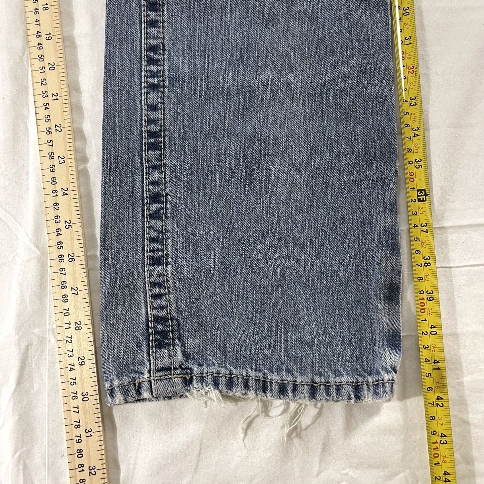 Ariat Ariat Jeans DISTRESSED Slim Straight 100% Cotton 10012703 Jeans Men 32x34 Blue Denim Slim Distressed Modern 90s Mens Size US 30 / EU 46 - 3 Thumbnail