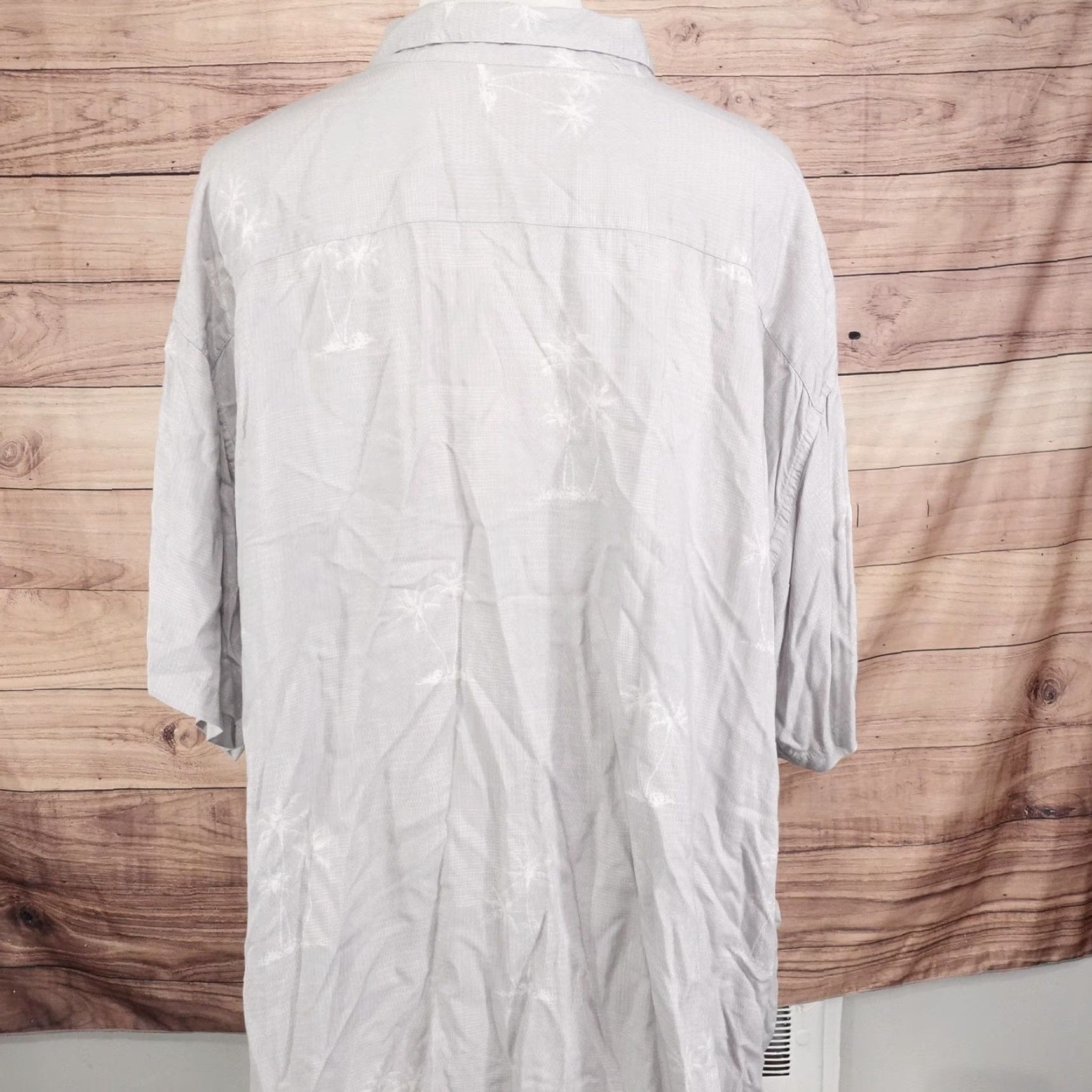 Pierre Cardin VINTAGE Pierre Cardin Shirt Mens 3XL Gray Rayon Palm Tree Hawaiian Camp Shirt Casual Size US XXL / EU 58 / 5 - 4 Thumbnail