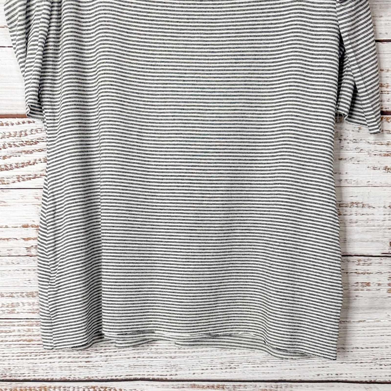 Bailey 44 Bailey 44 Cold Shoulder Stripe Top, EUC, Medium, MSRP $128 Size M / US 6-8 / IT 42-44 - 10 Thumbnail