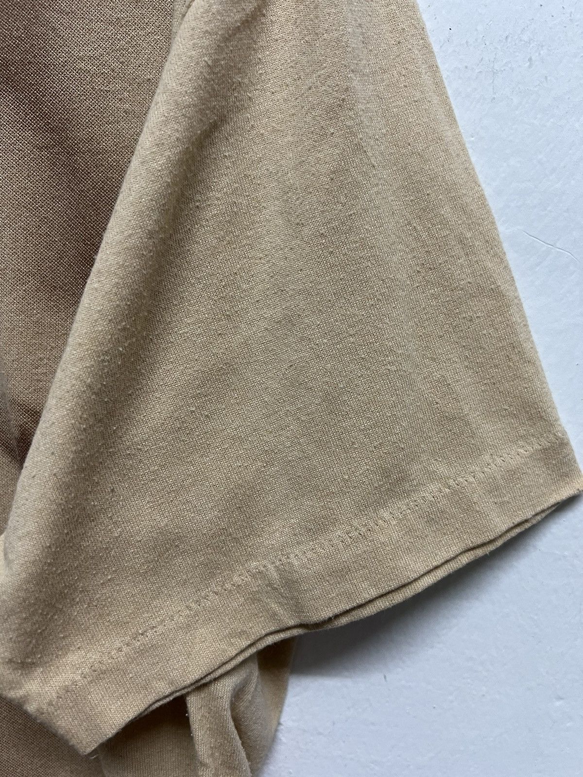 Vintage Vintage 90’s Women Nude Tee Size US M / EU 48-50 / 2 - 4 Thumbnail
