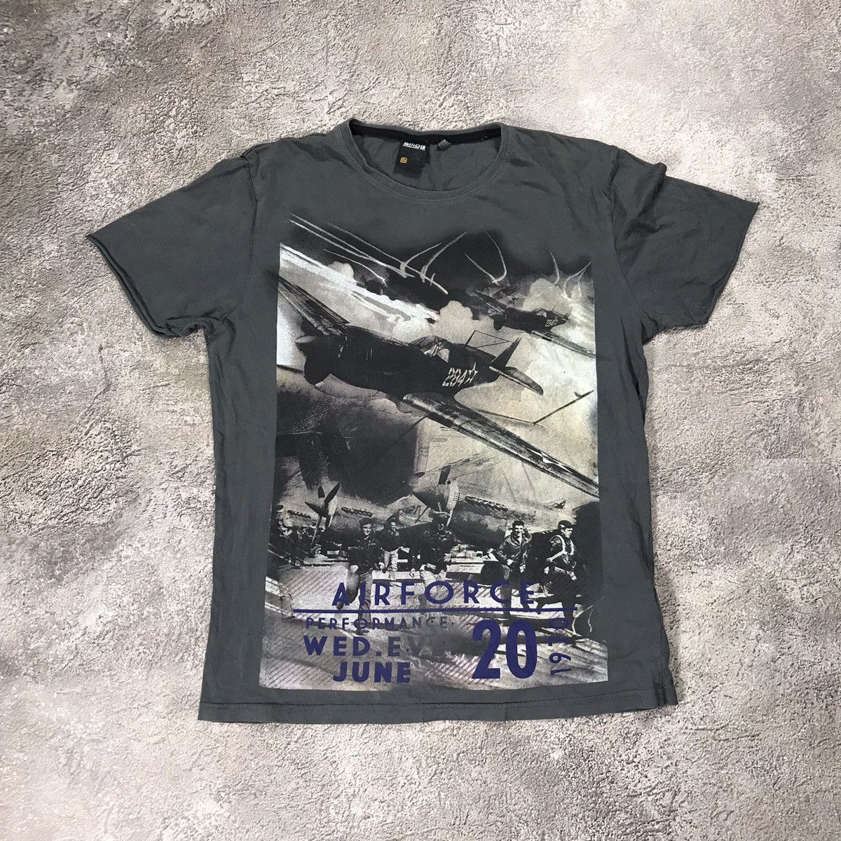 Band Tees VINTAGE Y2K BAND TEE AIRFORCE PERFORMANCE STREETWEAR Size US S / EU 44-46 / 1 - 1 Thumbnail