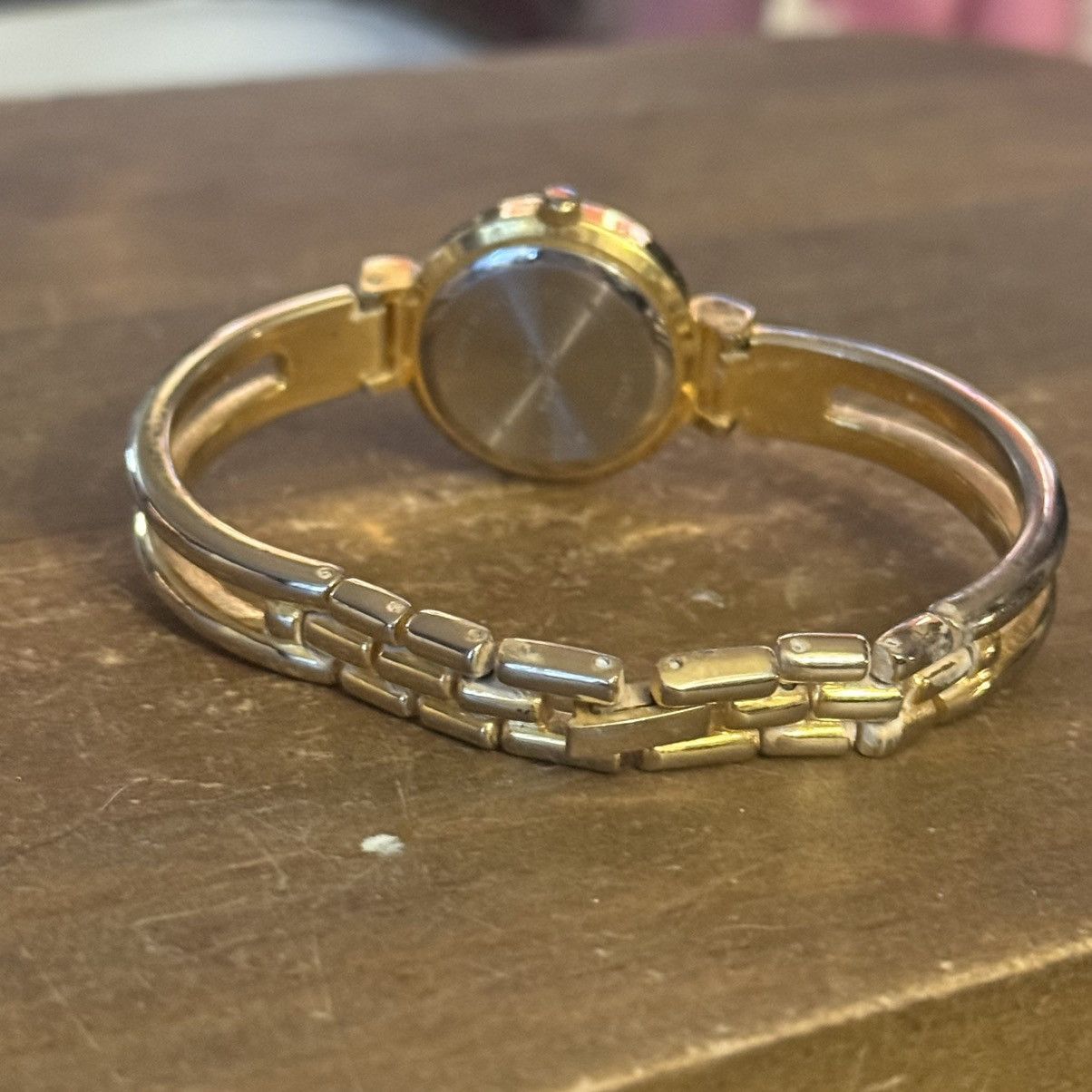 Vintage Vintage Capezio gold tone bangle watch Size ONE SIZE - 7 Thumbnail
