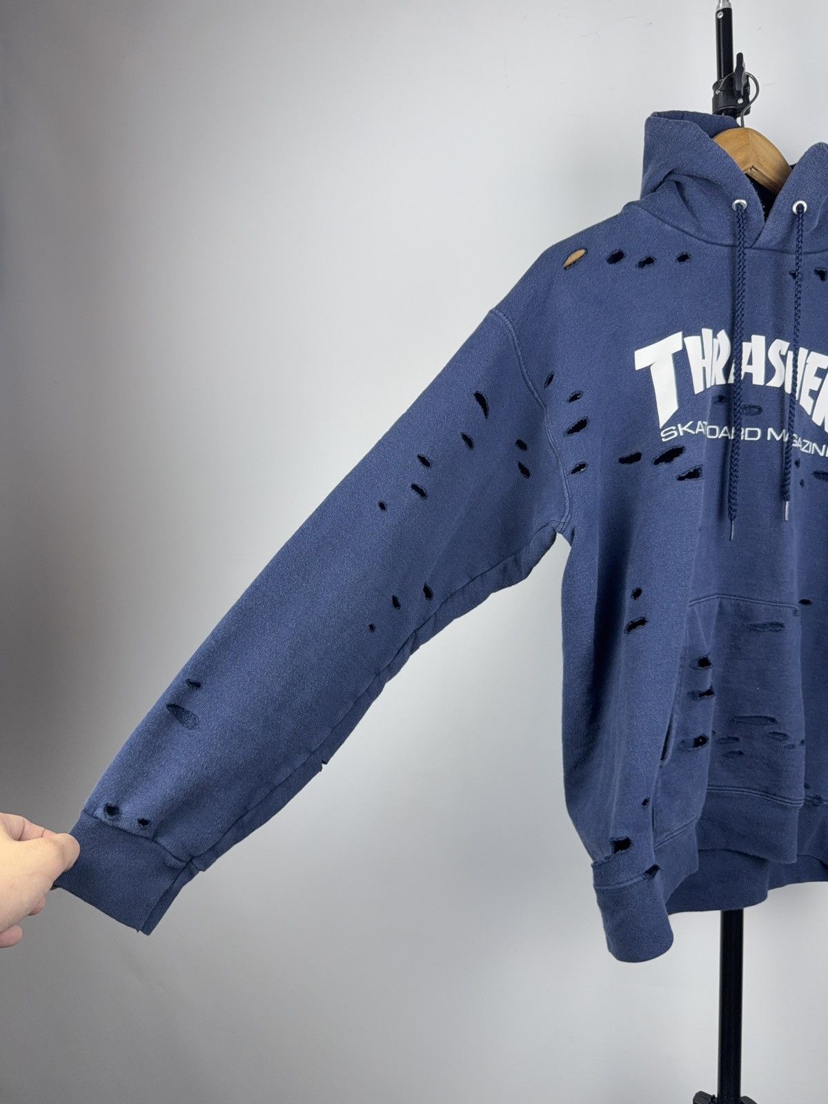 Thrasher 00s Faded Distressed THRASHER SK8 Rap Hoodie Size US S / EU 44-46 / 1 - 6 Thumbnail