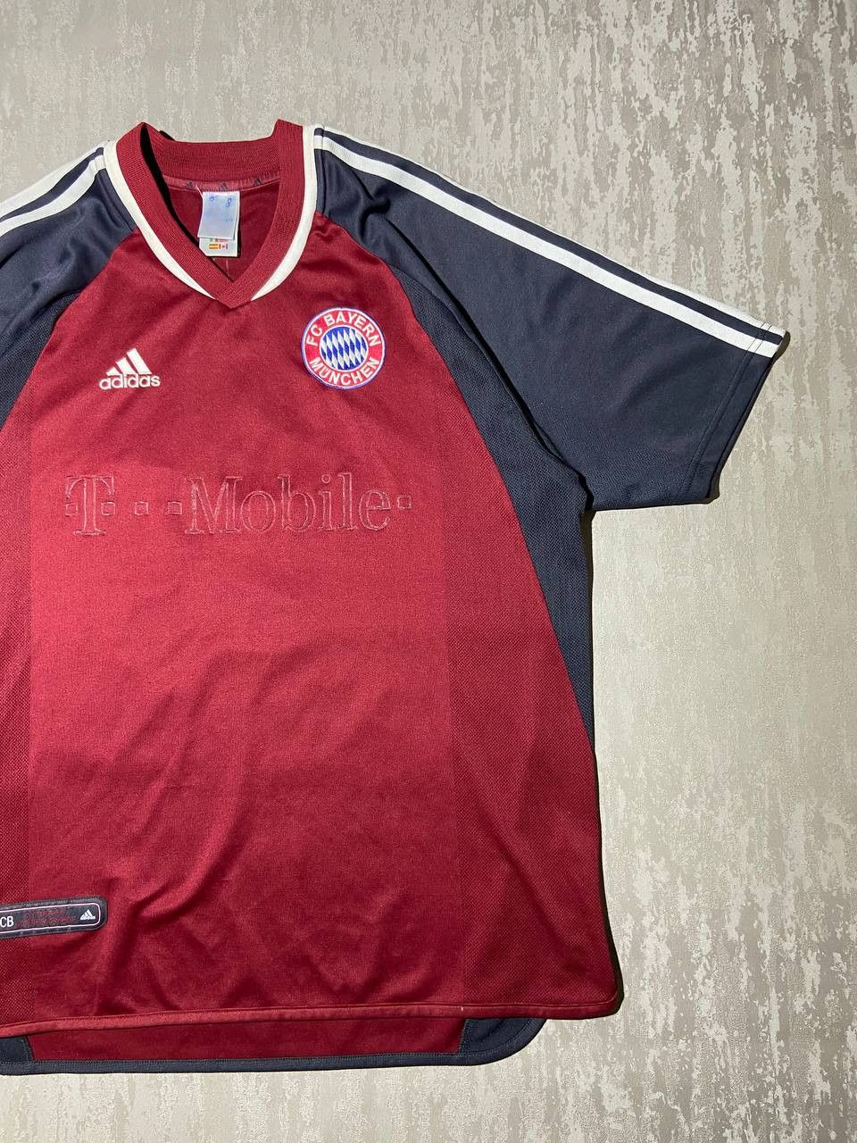 Adidas × Vintage Adidas FC Bayern Munich Jersey Z-Roberto 2002/03 T-Mobile Size US XL / EU 56 / 4 - 3 Thumbnail