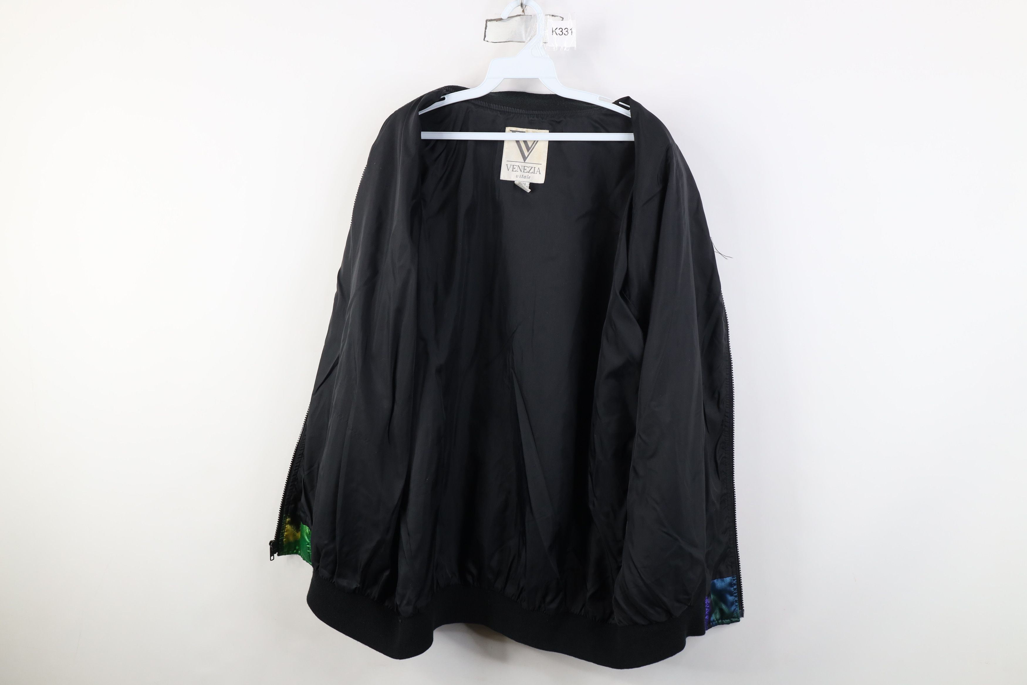 Vintage Vintage 90s Streetwear Silky Rainbow Full Zip Bomber Jacket Size XXL / US 16-18 / IT 52-54 - 9 Thumbnail