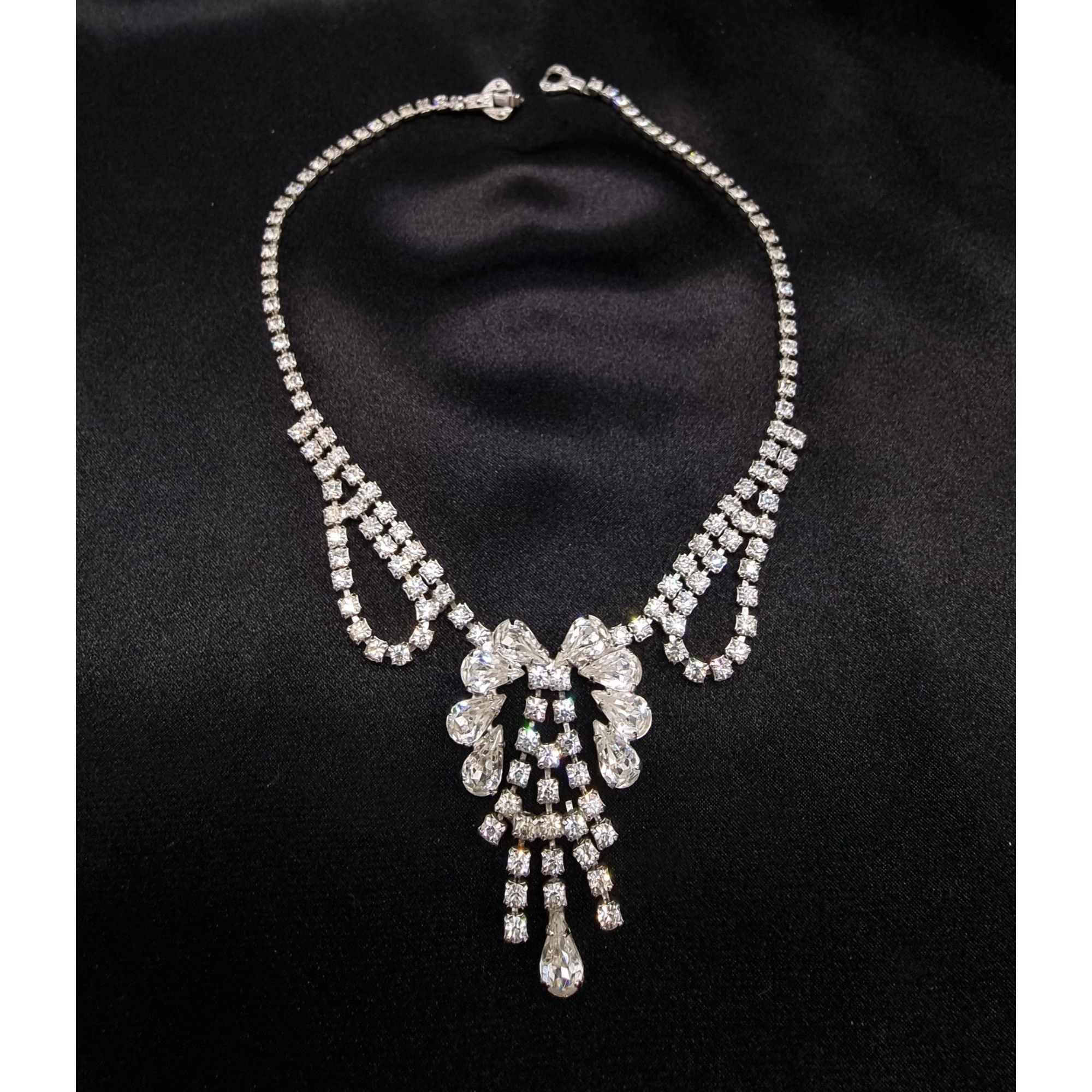 Vintage Vintage 1950's-1960's Rhinestone Choker Necklace Size ONE SIZE - 2 Thumbnail