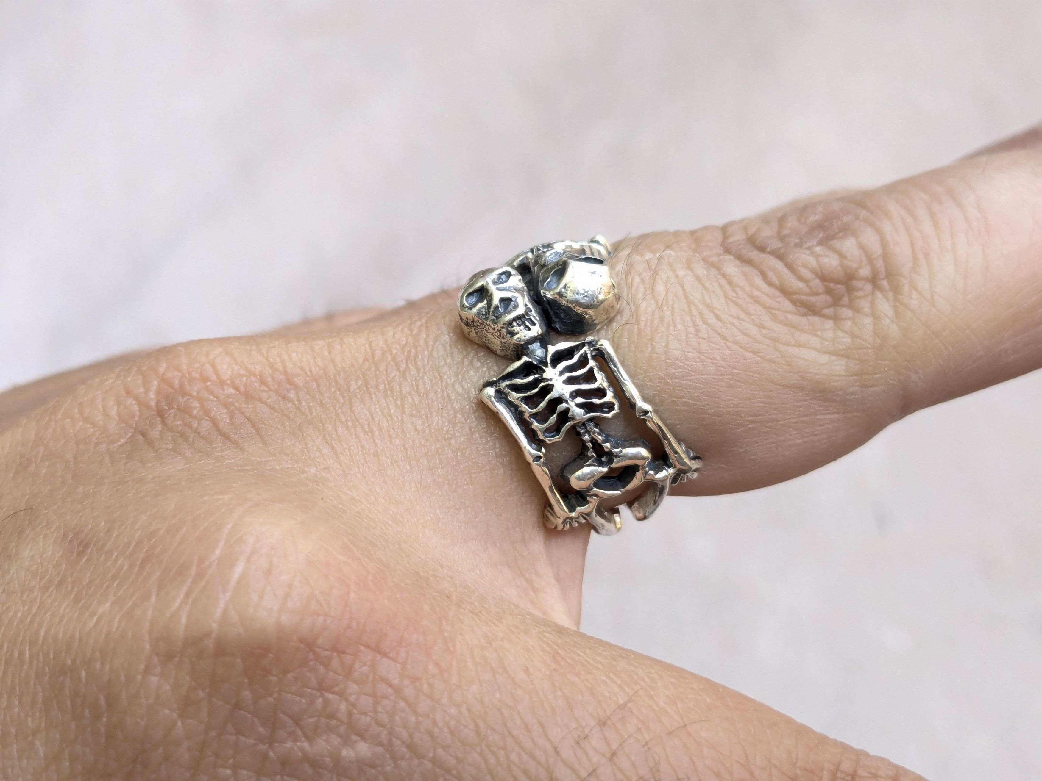 Jewelry Vintage Sterling Silver Ring Skeleton Skull 8.75 Size ONE SIZE - 10 Thumbnail