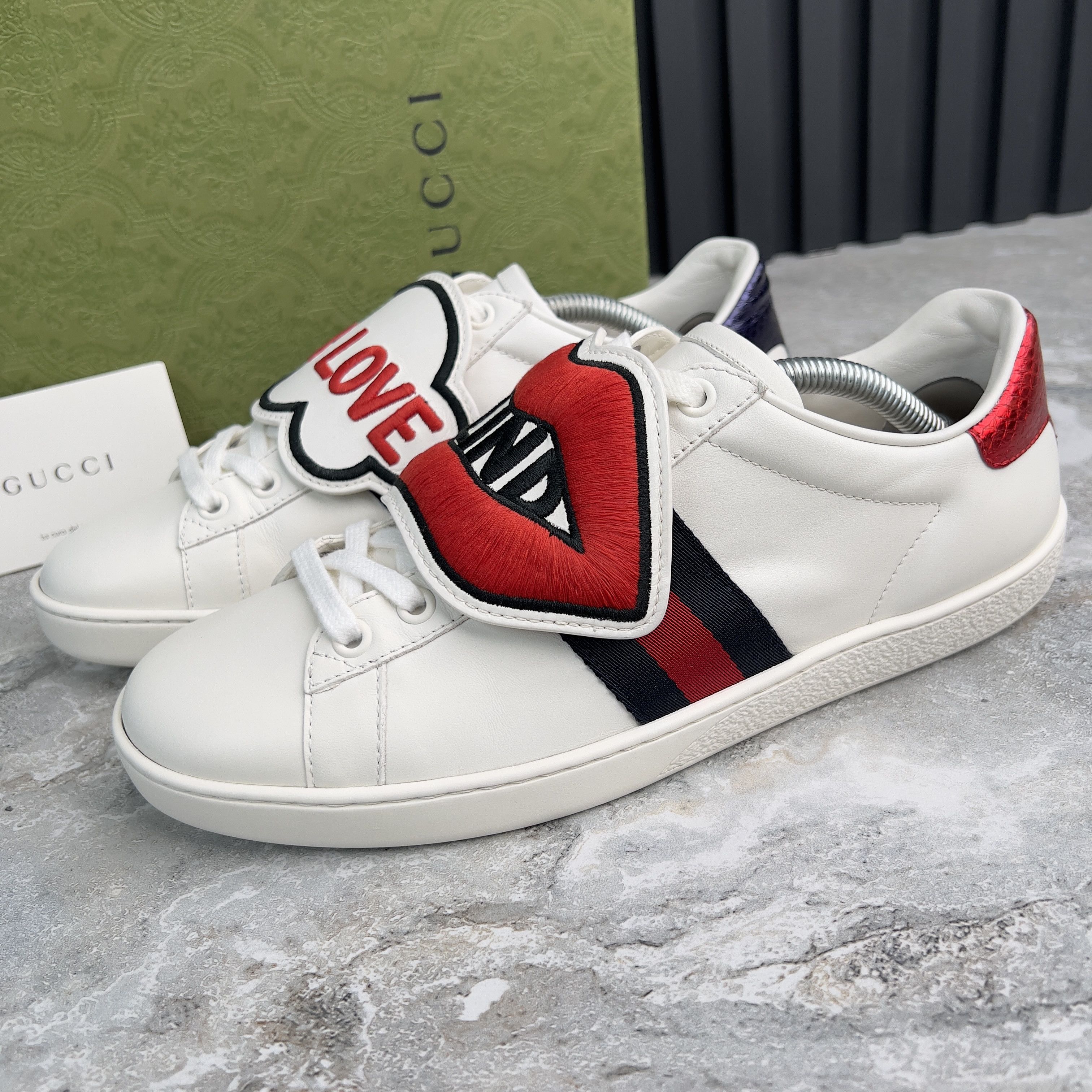 Gucci Gucci Ace Sneakers Blind For Love Patch Web Leather Size US 8 / IT 38 - 1 Thumbnail