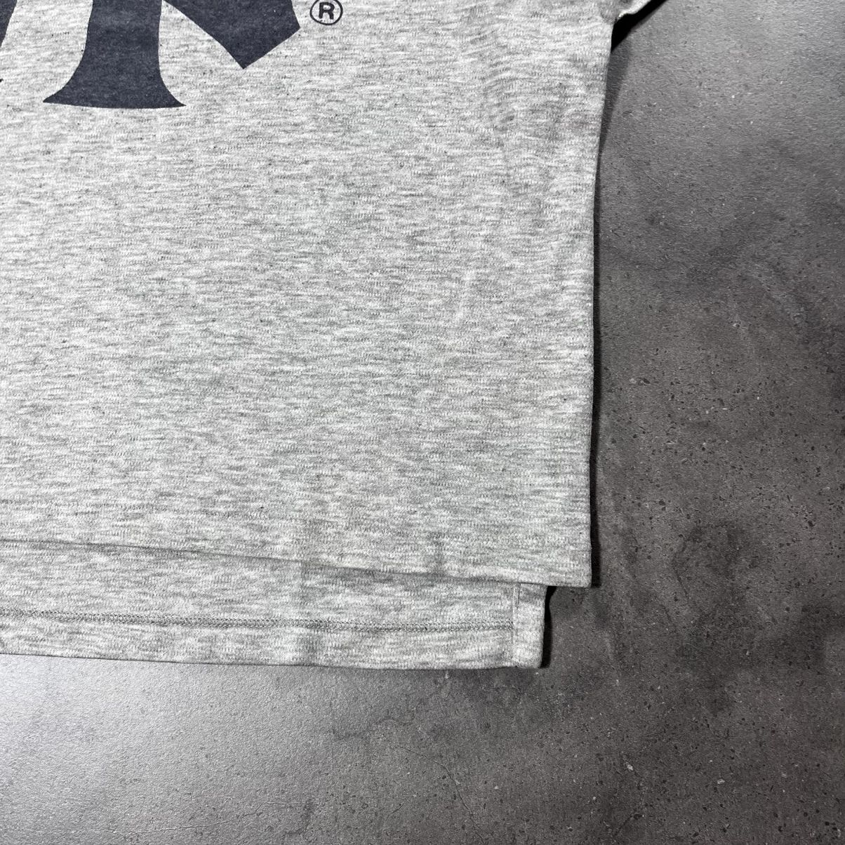 MLB Vintage 90s New York Yankees NY Bike Tshirt Tee Very Rare Size US L / EU 52-54 / 3 - 6 Thumbnail