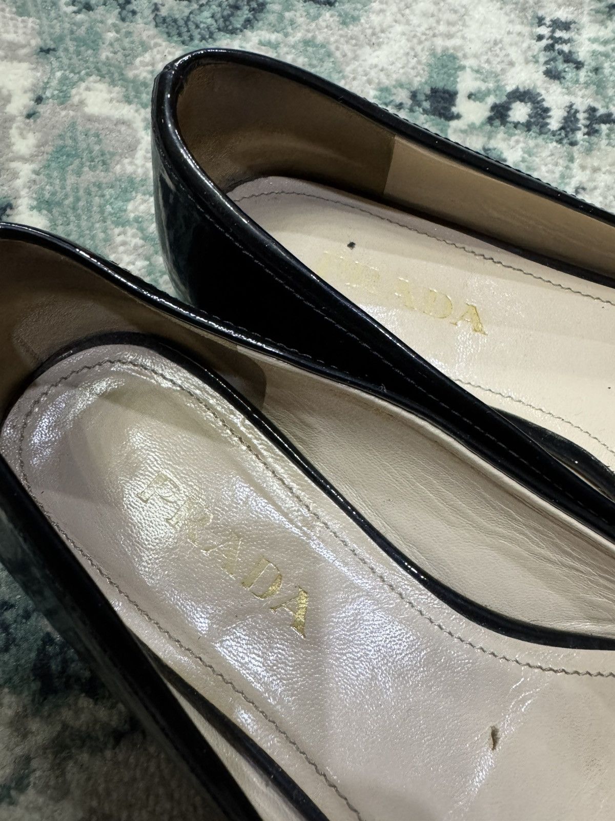 Prada PRADA BLACK PATTERN BOW BALLERINAS SIZE 35 Size US 5 / IT 35 - 4 Thumbnail