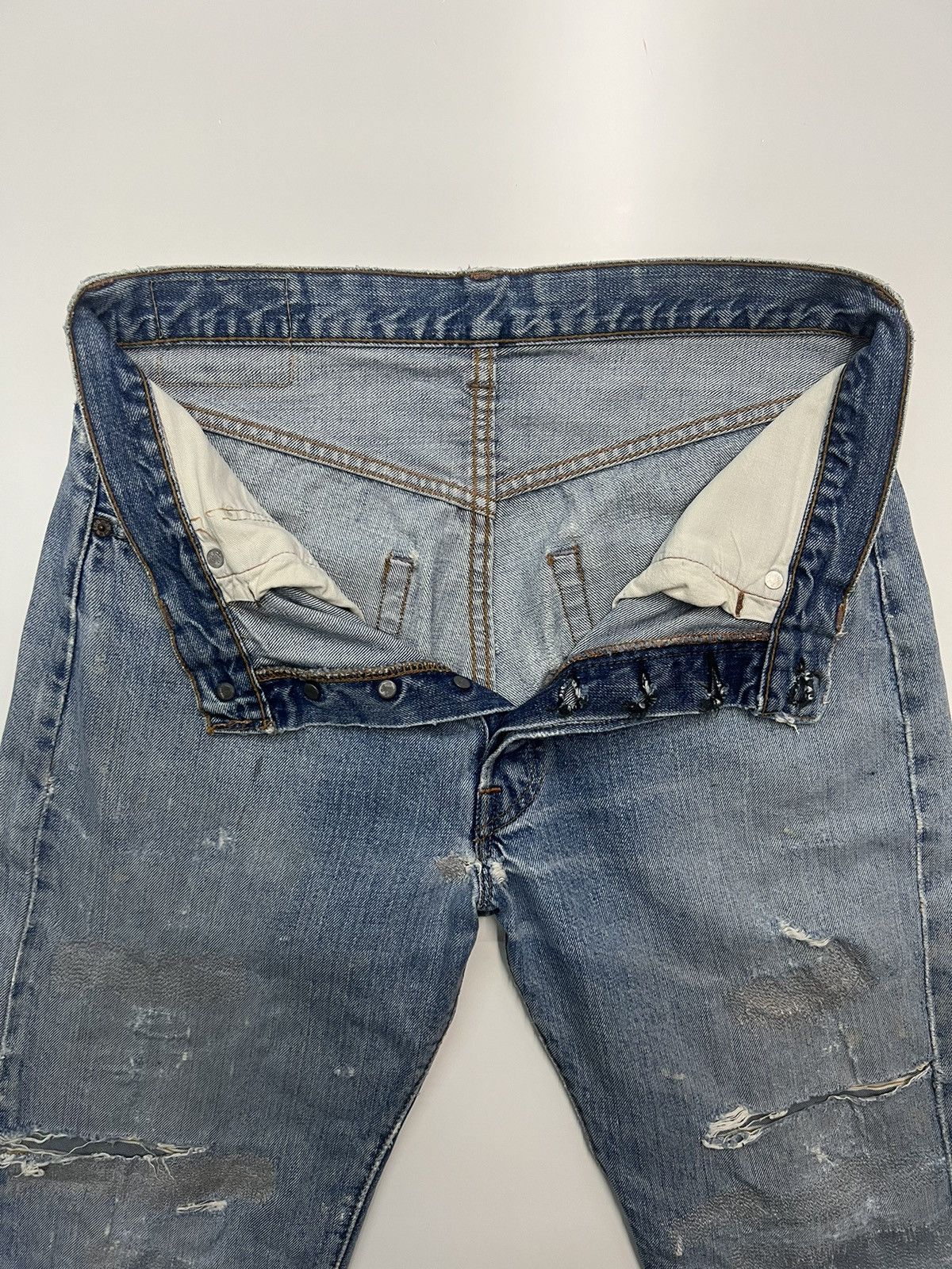 Levi's VINTAGE LEVIS BIG E SELVEDGE BUTTON NO6 SIZE 32 Size US 32 / EU 48 - 15 Thumbnail