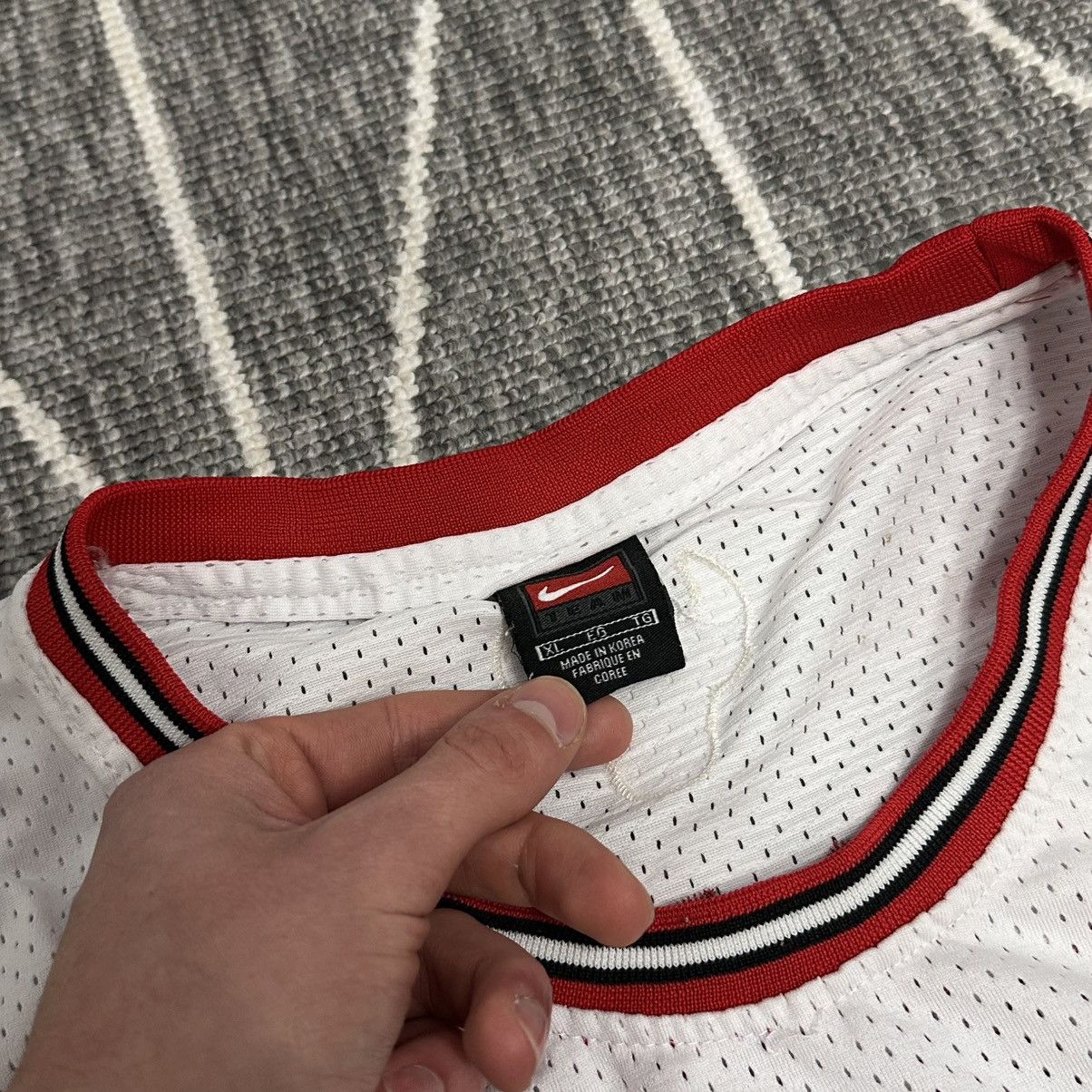 NBA × Nike × Vintage nike team vintage chicago bulls jersey jordan Size US XL / EU 56 / 4 - 6 Thumbnail