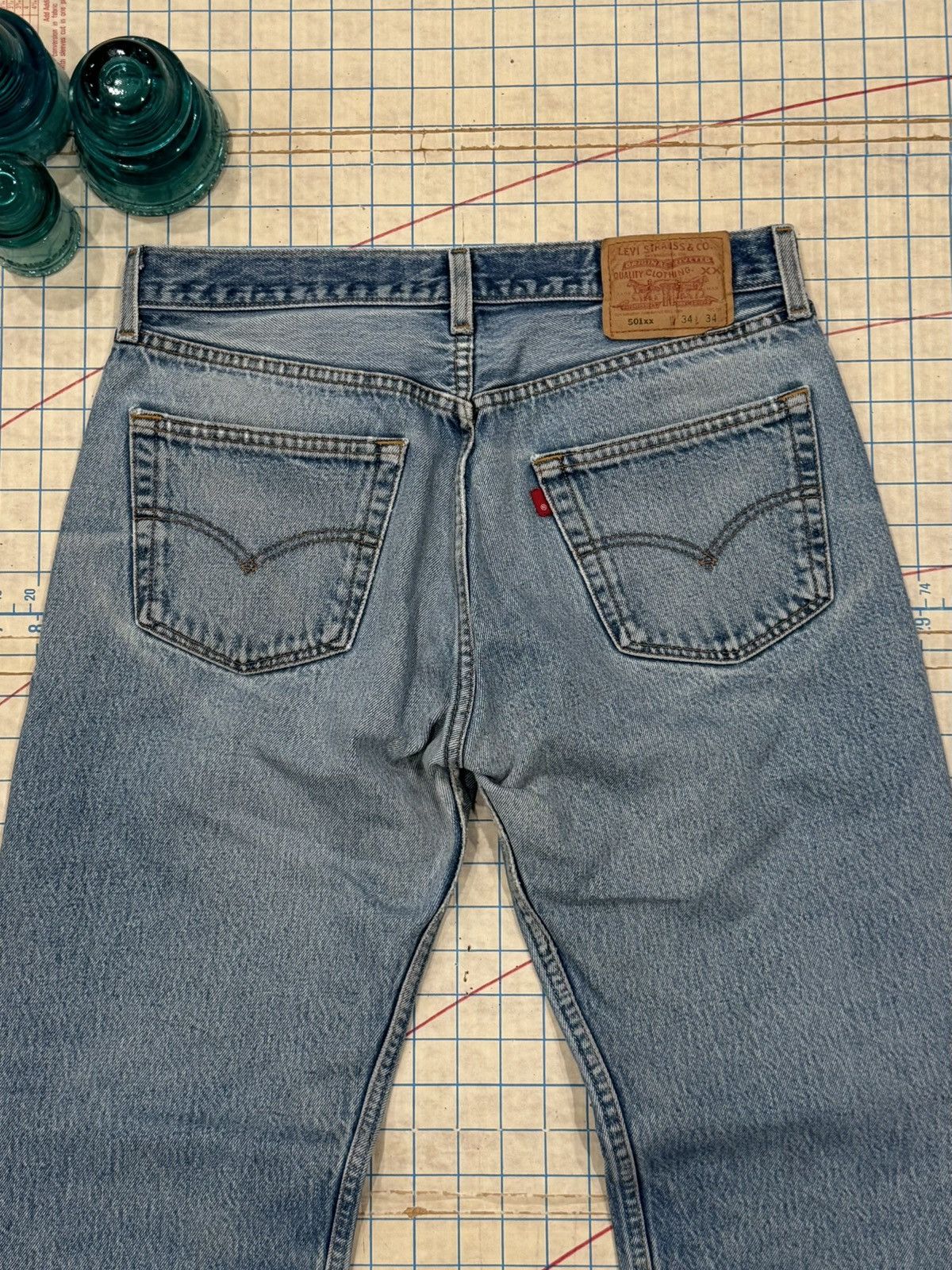 Levi's Vintage Levi’s 501 Jeans Mens Size 34x30 Nice Fade and Wear Size US 34 / EU 50 - 12 Thumbnail
