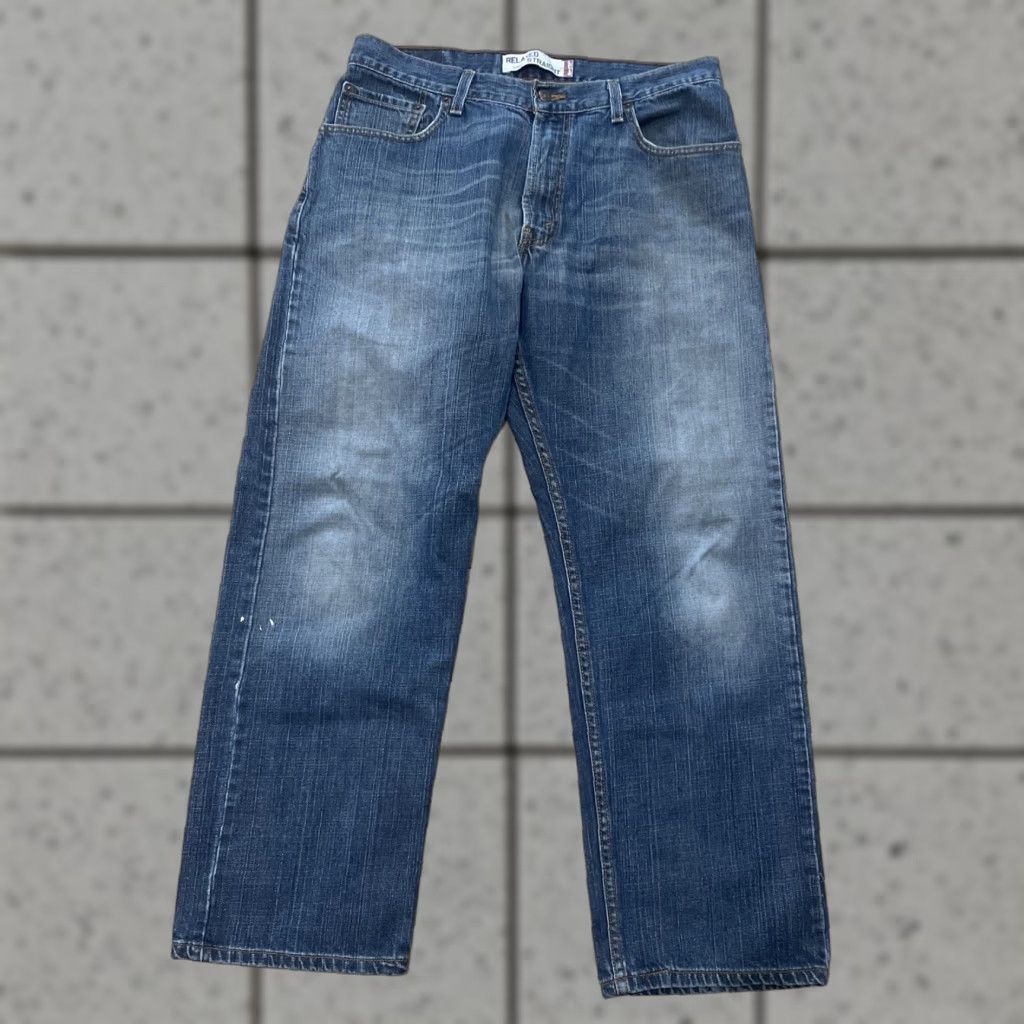 Levi's VINTAGE Levi's 559 Jeans Men 32x28 Relaxed Straight Blue Paint Grunge Y2k Denim 5-Pocket Classic Denim Blue Mens Size US 32 / EU 48 - 1 Thumbnail
