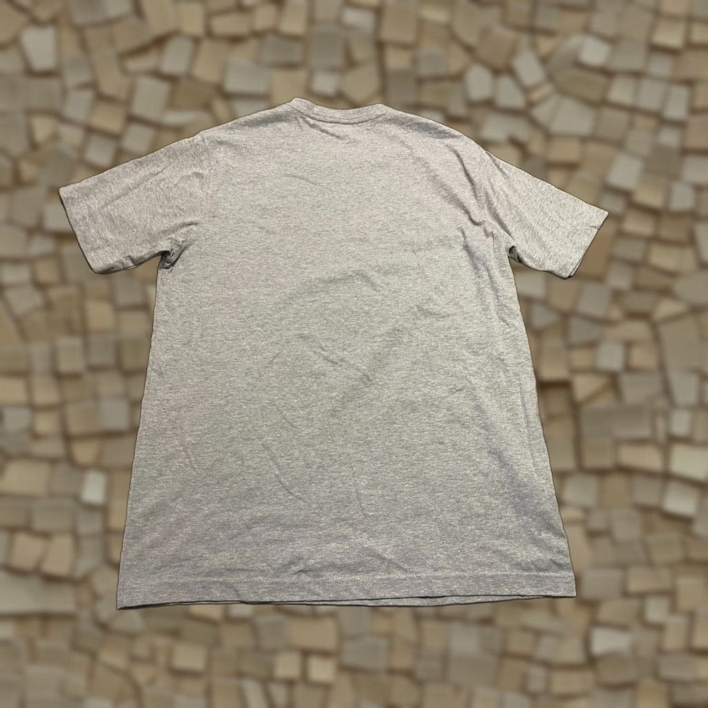Eddie Bauer Eddie Bauer Shirt Men M Gray Short Sleeve Crew Neck Regular T-Shirt, Vintage: No, Pattern: Solid Size US M / EU 48-50 / 2 - 1 Thumbnail