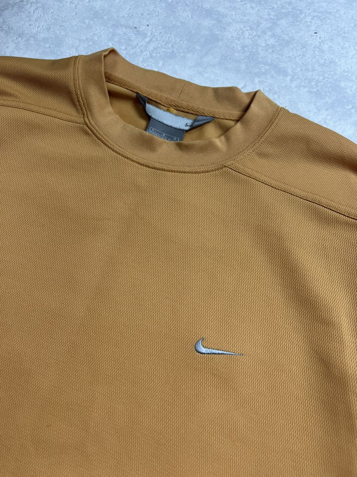 Nike 90s Nike Swoosh Vintage Y2K Oversized Longsleeve Retro Tee Size US L / EU 52-54 / 3 - 4 Thumbnail