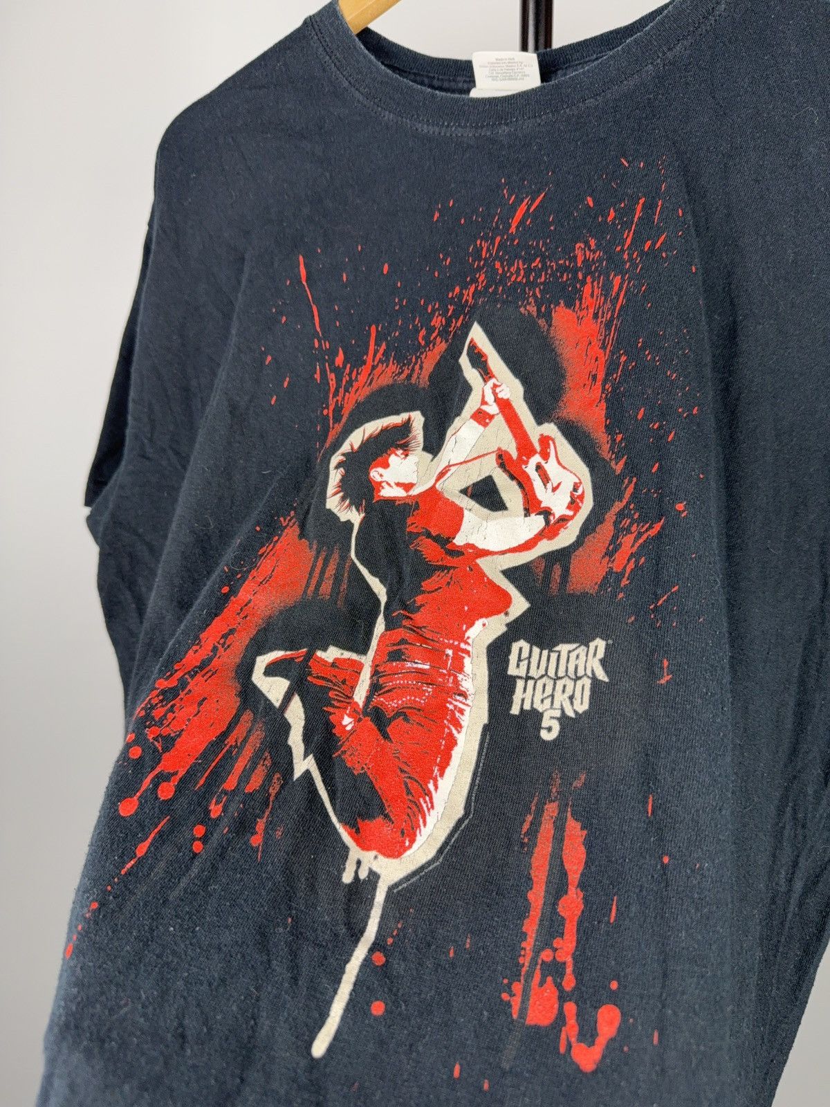 Vintage 2009 PromoGuitar Hero 5 Graphic Game T-Shirt Black Gildan Size US L / EU 52-54 / 3 - 8 Thumbnail