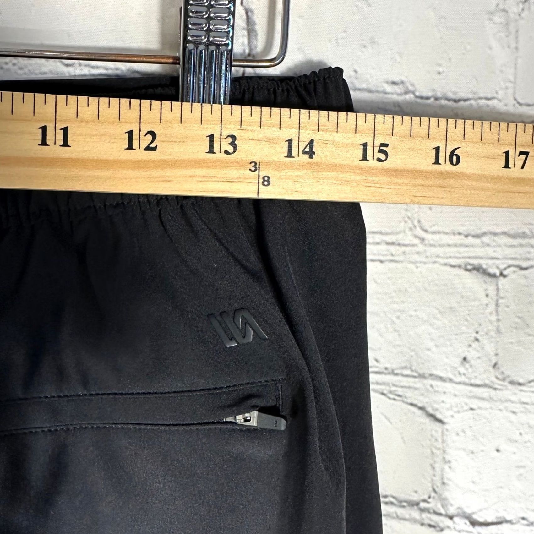 Vintage VRST Shorts Mens Small Black Relaxed Fit Four-Way Stretch Quick Dry Size US 29 - 5 Thumbnail