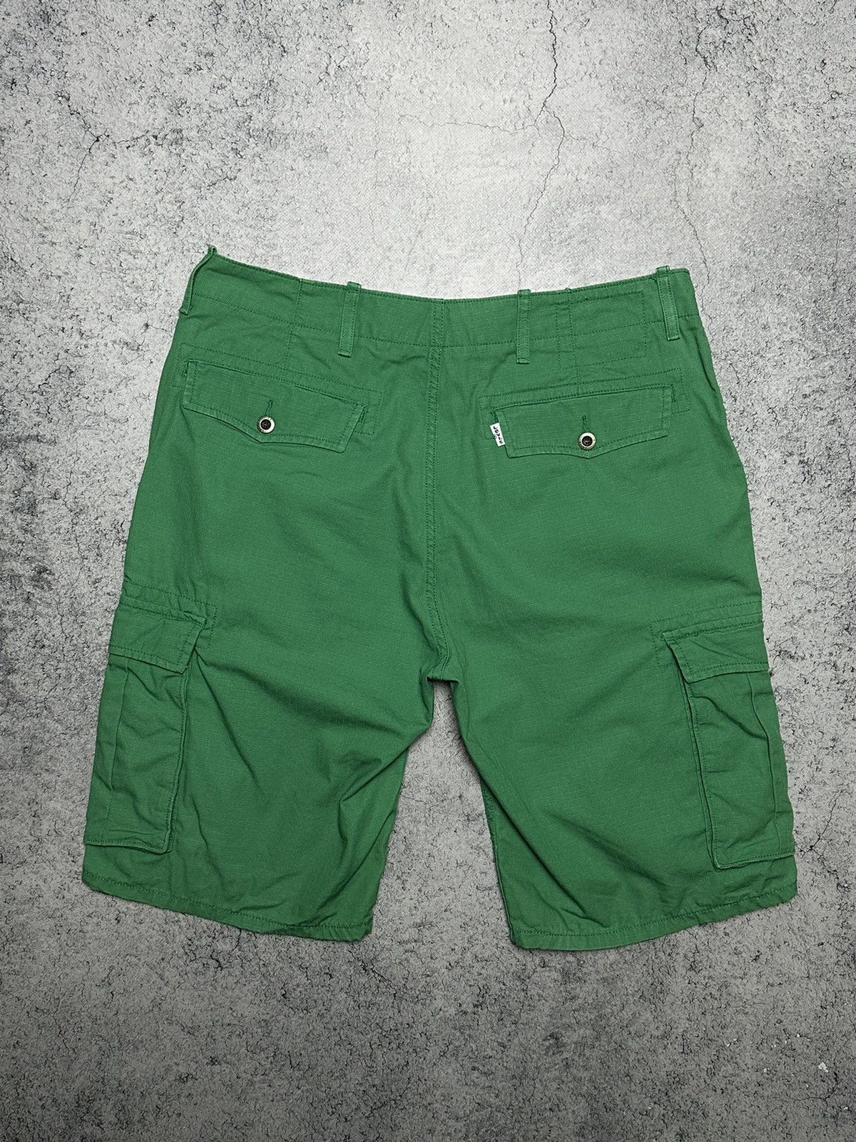 Levi's Levis Cargo Green Shorts 32 Size US 32 / EU 48 - 3 Thumbnail