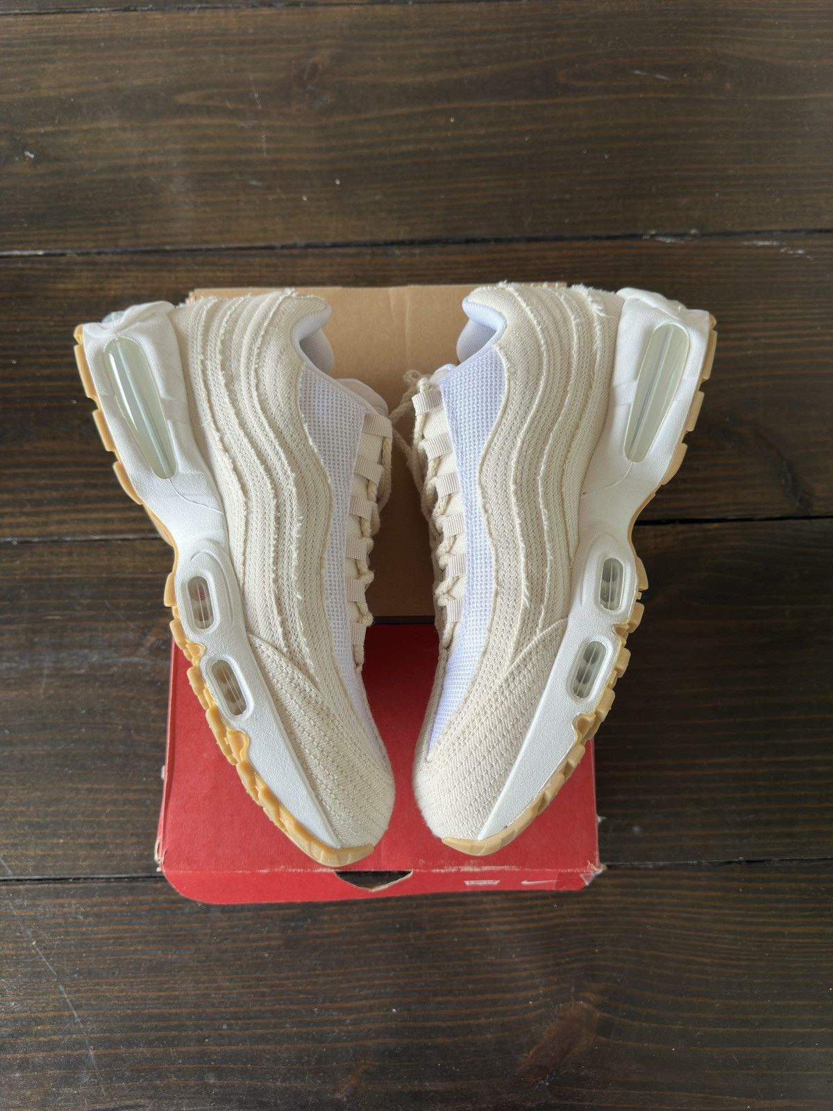 Levi's × Nike Levi’s x Nike Air Max 95 White Size US 10.5 / EU 43-44 - 6 Thumbnail